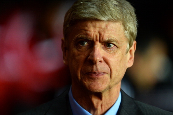 SOUTHAMPTON, ENGLAND - JANUARY 28:  Arsene Wenger manager of Arsenal looks on during the Barclays Premier League match between Southampton and Arsenal at St Mary's Stadium on January 28, 2014 in Southampton, England.  (Photo by Mike Hewitt/Getty Images)