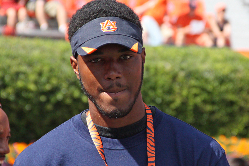Auburn DE Justin Thornton