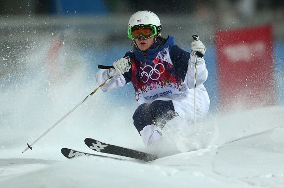 SOCHI, RUSSIA - FEBRUARY 05:  Hannah Kearney of the Untied States practices during training for Moguls competition at the Extreme Park at Rosa Khutor Mountain on February 5, 2014 in Sochi, Russia.  (Photo by Mike Ehrmann/Getty Images)
