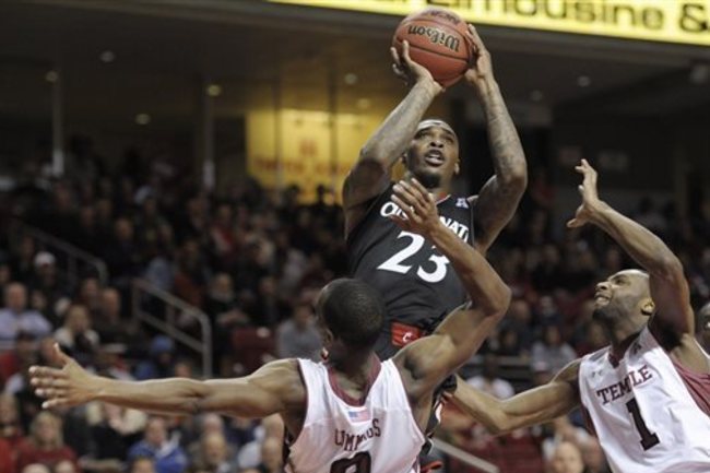 Sean Kilpatrick is averaging over 18 points for the Bearcats in the 2013-14 season.