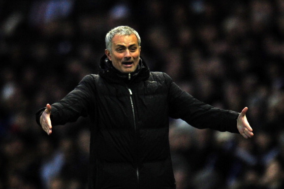 DERBY, ENGLAND - JANUARY 05:  Jose Mourinho manager of Chelsea gestures during the Budweiser FA Cup Third Round match between Derby County and Chelsea at iPro Stadium on January 5, 2014 in Derby, England.  (Photo by Shaun Botterill/Getty Images)