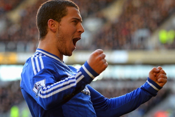 HULL, ENGLAND - JANUARY 11:  Eden Hazard of Chelsea celebrates scoring their first goal during the Barclays Premier League match between Hull City and Chelsea at KC Stadium on January 11, 2014 in Hull, England.  (Photo by Laurence Griffiths/Getty Images)