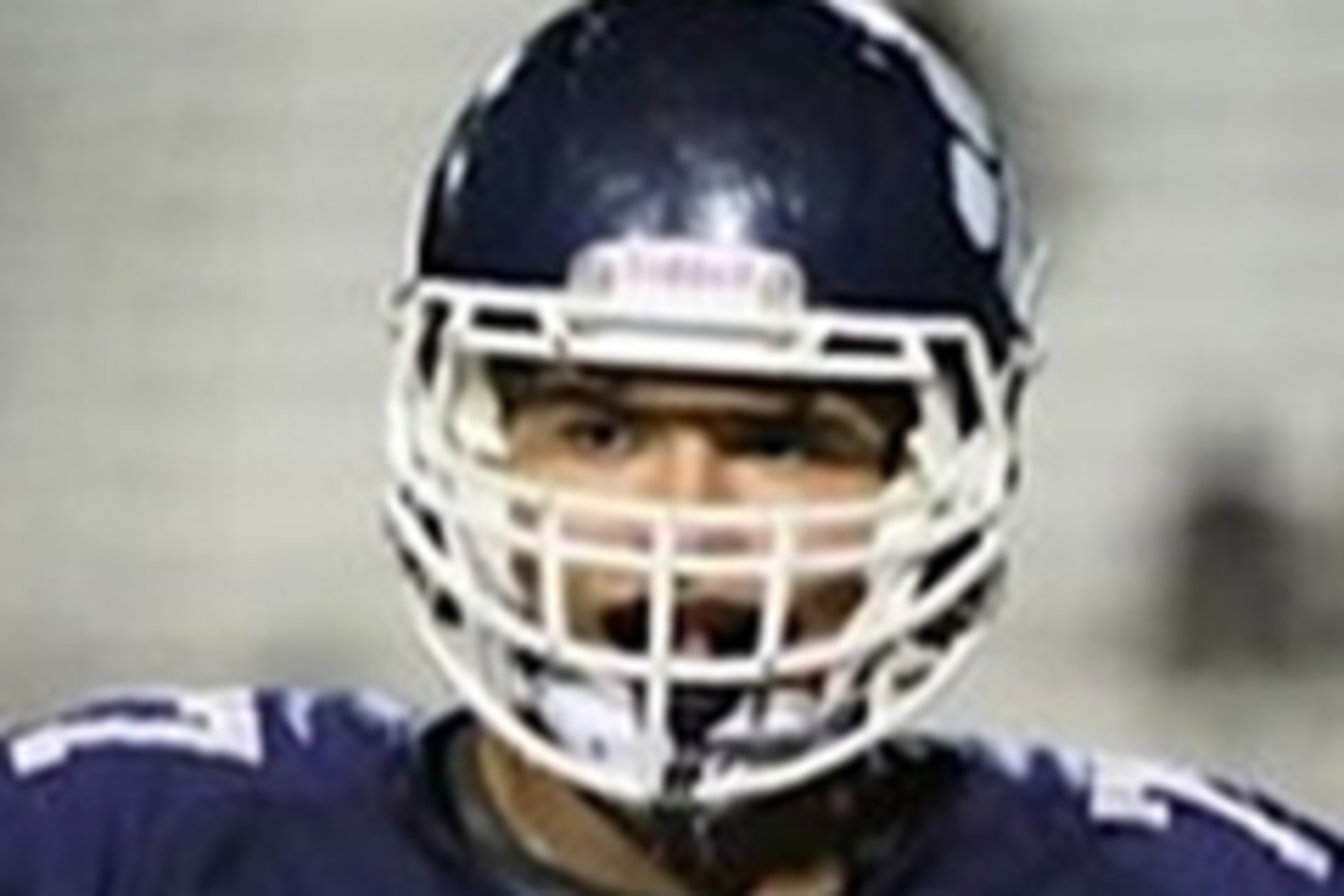 USC signee Chris Brown (above) is from Los Angeles Loyola, alma mater of UCLA star Anthony Barr (top).