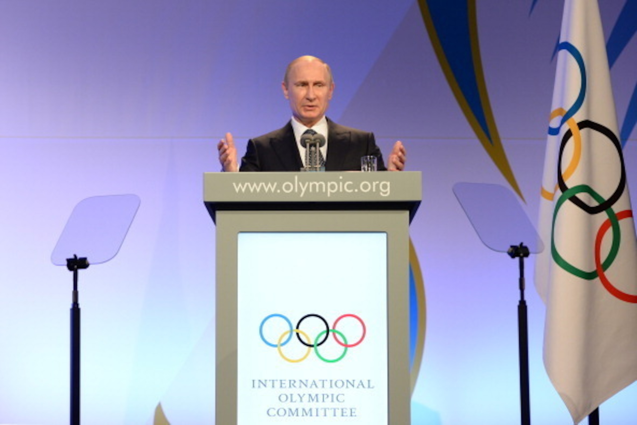 SOCHI, RUSSIA - FEBRUARY 06:  Russian President Vladimir Putin delivers his speech at the International Olympic Committee (IOC) Gala Dinner on the eve of the Sochi 2014 Winter Olympics on February 6, 2014 in Sochi, Russia.  (Photo by Andrej Isakovic - Poo