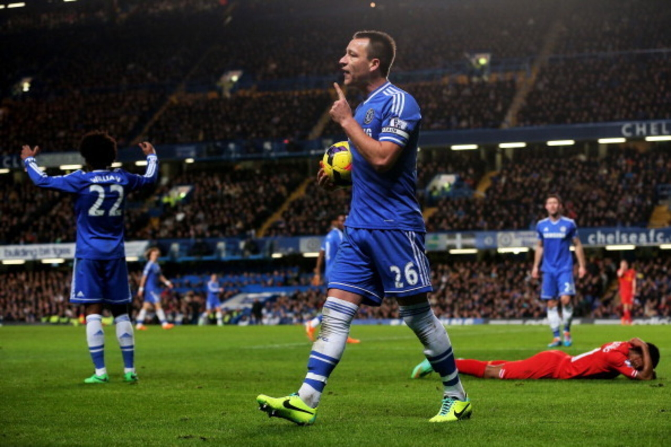 LONDON, ENGLAND - DECEMBER 29:  John Terry of Chelsea reacts after a decision by Referee Howard Webb during the Barclays Premier League match between Chelsea and Liverpool at Stamford Bridge on December 29, 2013 in London, England.  (Photo by Julian Finne