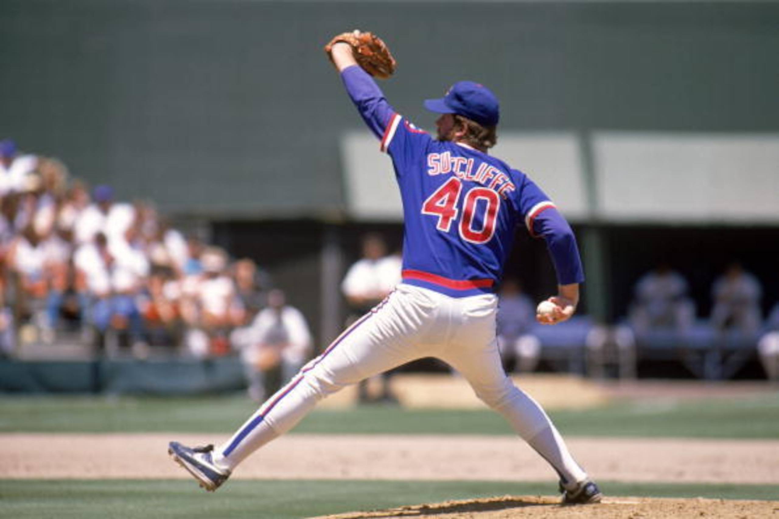 SAN DIEGO - 1989:  Rick Sutcliffe #40 of the Chicago Cubs winds back to pitch during a game against the San Diego Padres in the 1989 season at Jack Murphy Stadium in San Diego, California . ( Photo by: Stephen Dunn/Getty Images )