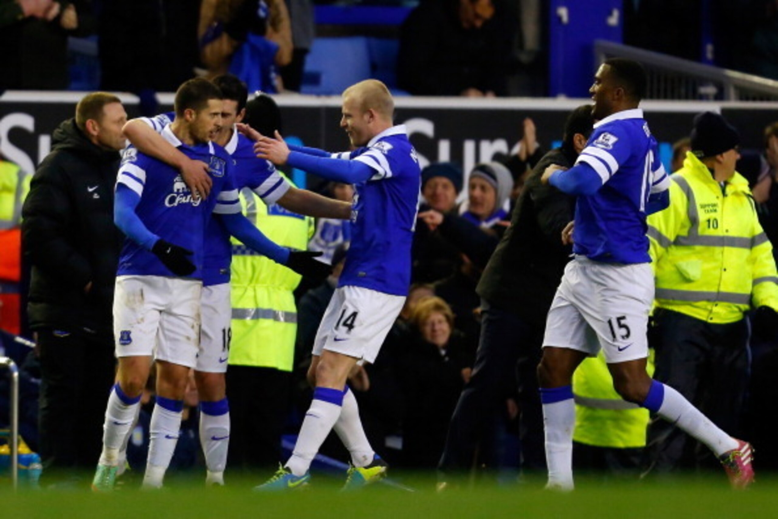 LIVERPOOL, ENGLAND - FEBRUARY 01: Kevin Mirallas (L) of Everton celebrates after scoring a goal with team mates during the Barclays Premier League match between Everton and Aston Villa at Goodison Park on February 1, 2014 in Liverpool, England. (Photo by LIVERPOOL, ENGLAND - FEBRUARY 01: Kevin Mirallas (L) of Everton celebrates after scoring a goal with team mates during the Barclays Premier League match between Everton and Aston Villa at Goodison Park on February 1, 2014 in Liverpool, England. (Photo by