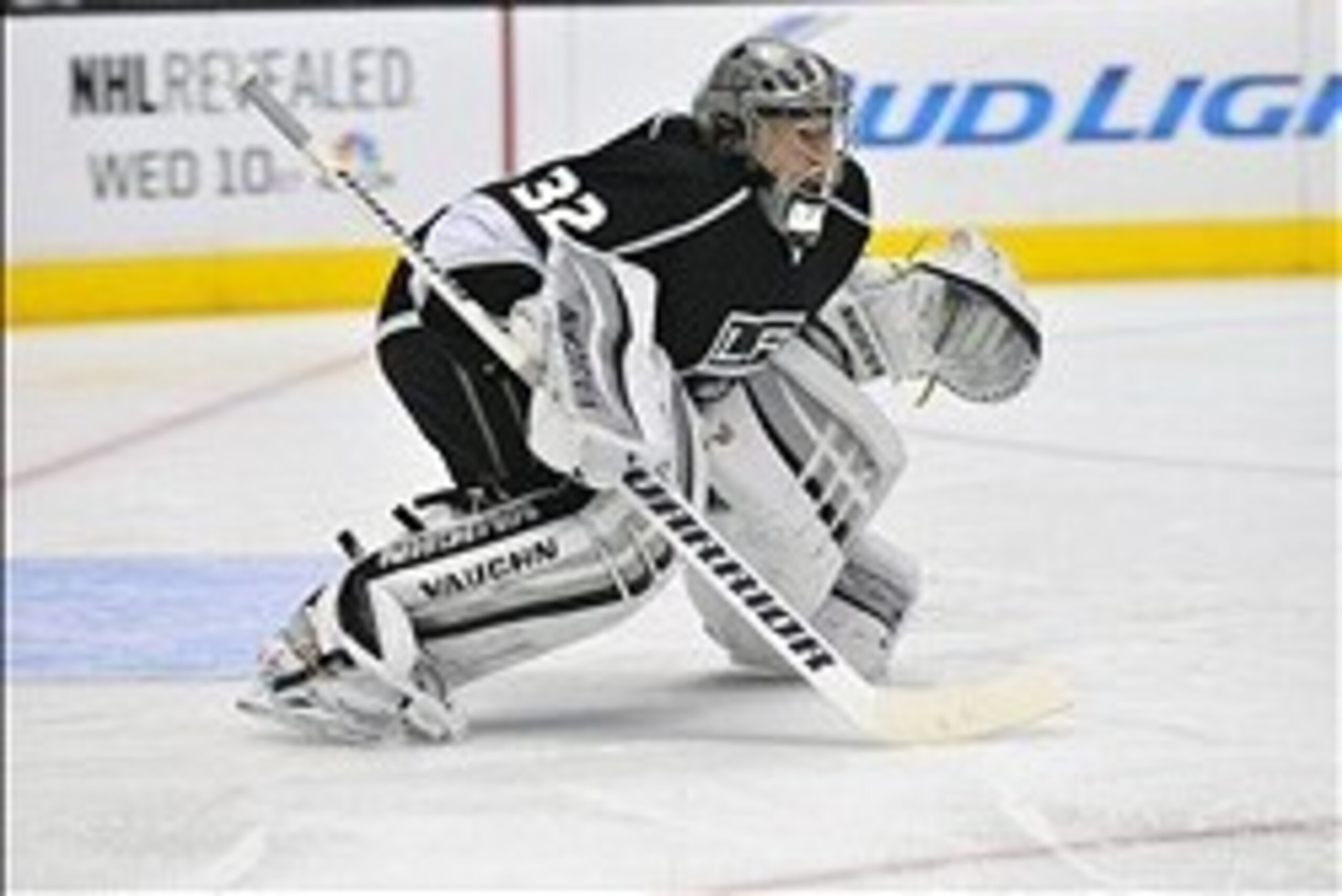 Feb 3, 2014; Los Angeles, CA, USA; Los Angeles Kings goalie Jonathan Quick (32) in goal against the Chicago Blackhawks during the second period at Staples Center. Mandatory Credit: Gary A. Vasquez-USA TODAY Sports