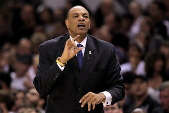 SAN ANTONIO, TX - MAY 19:  Head coach Lionel Hollins of the Memphis Grizzlies reacts in the first half against the San Antonio Spurs during Game One of the Western Conference Finals of the 2013 NBA Playoffs at AT&T Center on May 19, 2013 in San Antonio, T