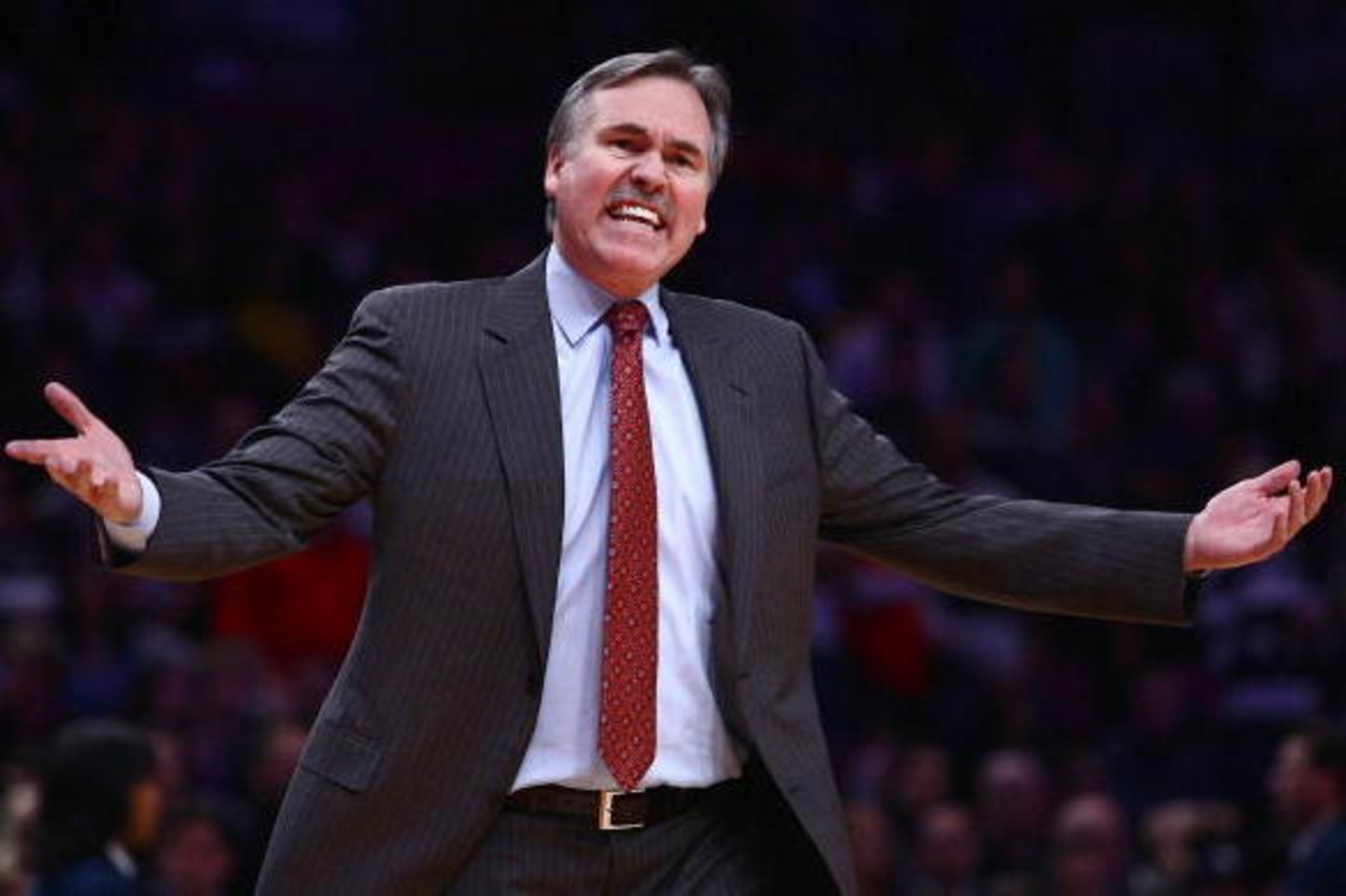 NEW YORK - JANUARY 02:  New York Knicks coach Mike D'Antoni shows his frustration against the Indiana Pacers at Madison Square Garden January 2, 2009 in New York City. NOTE TO USER: User expressly acknowledges and agrees that, by downloading and/or using 