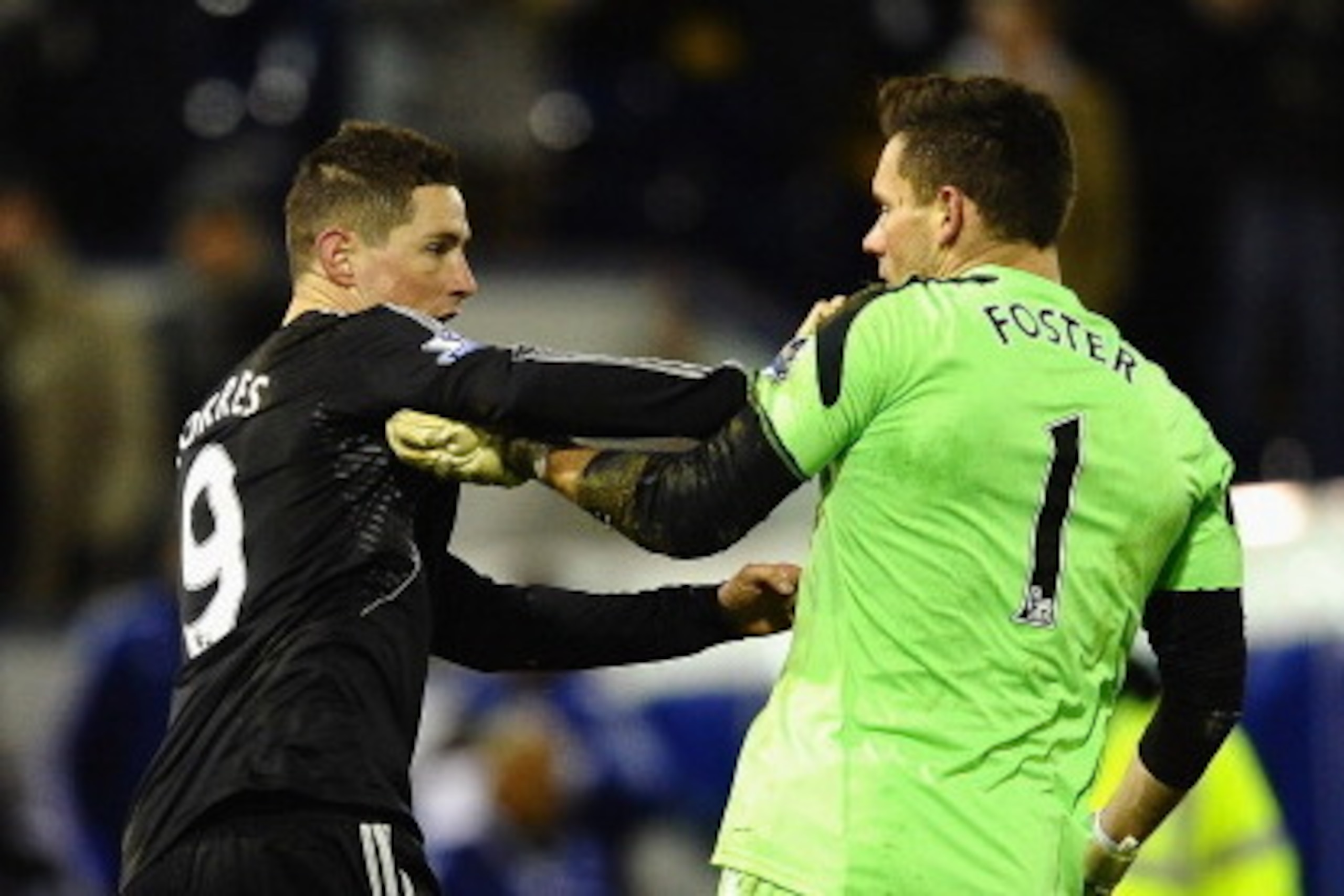 WEST BROMWICH, ENGLAND - FEBRUARY 11:  Fernando Torres of Chelsea clashes with Ben Foster of West Brom during the Barclays Premier League match between West Bromwich Albion and Chelsea at The Hawthorns on February 11, 2014 in West Bromwich, England.  (Pho