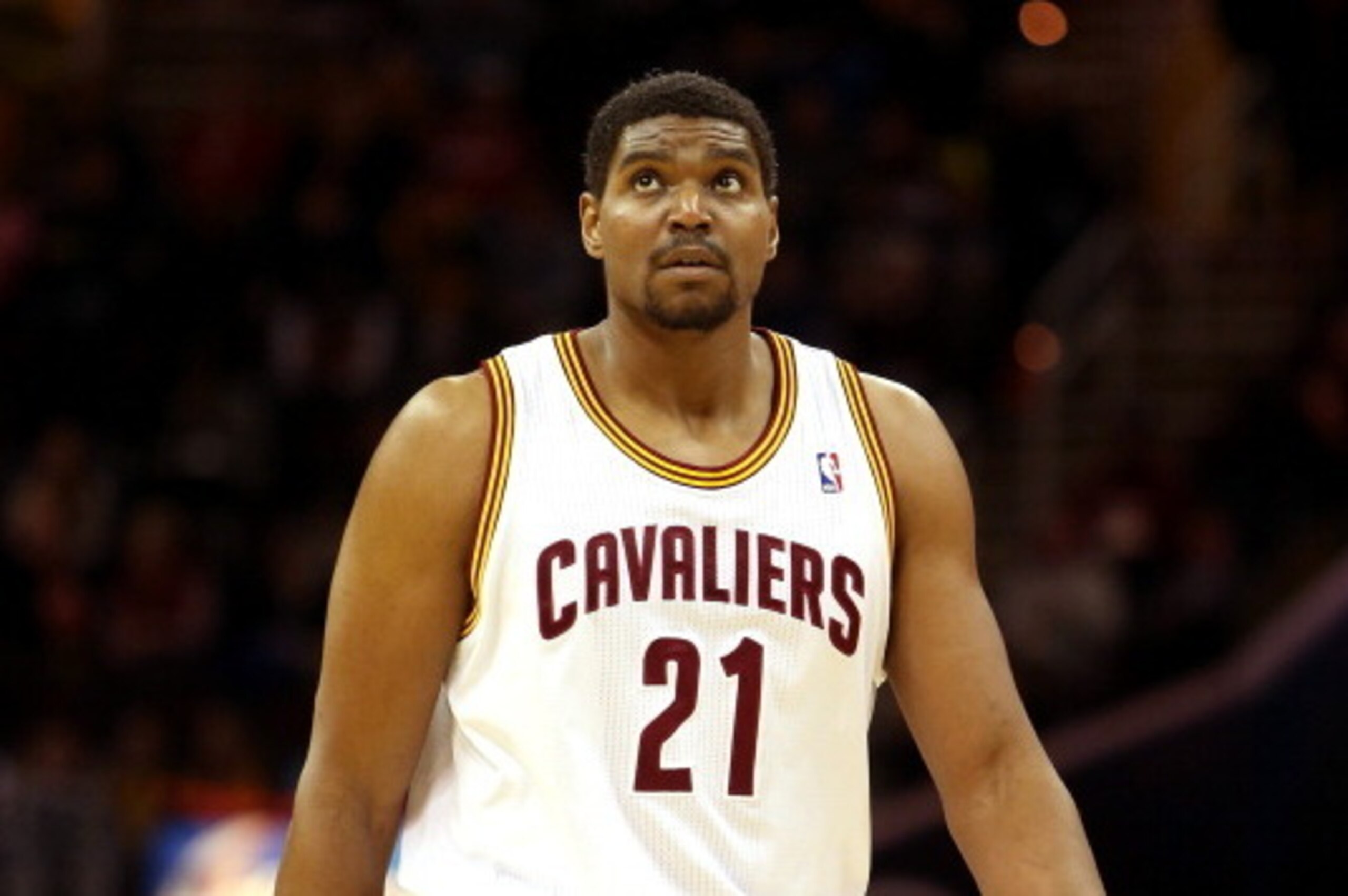 CLEVELAND, OH - DECEMBER 26:  Andrew Bynum #21 of the Cleveland Cavaliers looks on during the game against the Atlanta Hawks at Quicken Loans Arena on December 26, 2013 in Cleveland, Ohio.  NOTE TO USER: User expressly acknowledges and agrees that, by dow