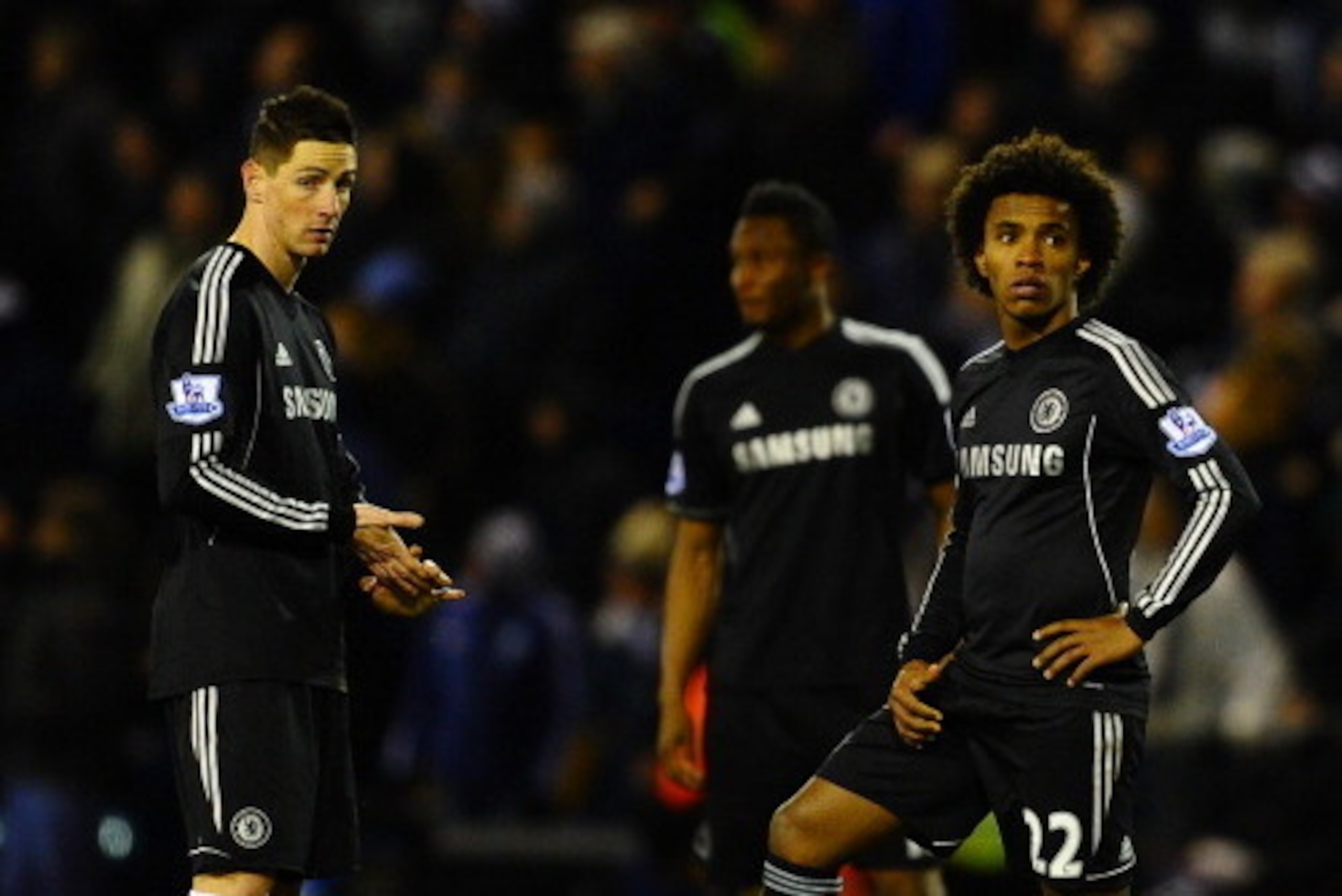 WEST BROMWICH, ENGLAND - FEBRUARY 11:  Fernando Torres and Willian of Chelsea look on during the Barclays Premier League match between West Bromwich Albion and Chelsea at The Hawthorns on February 11, 2014 in West Bromwich, England.  (Photo by Laurence Gr
