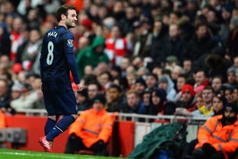 LONDON, ENGLAND - FEBRUARY 12:  Juan Mata of Manchester United is substituted during the Barclays Premier League match between Arsenal and Manchester United at the Emirates Stadium on February 12, 2014 in London, England.  (Photo by Michael Regan/Getty Im