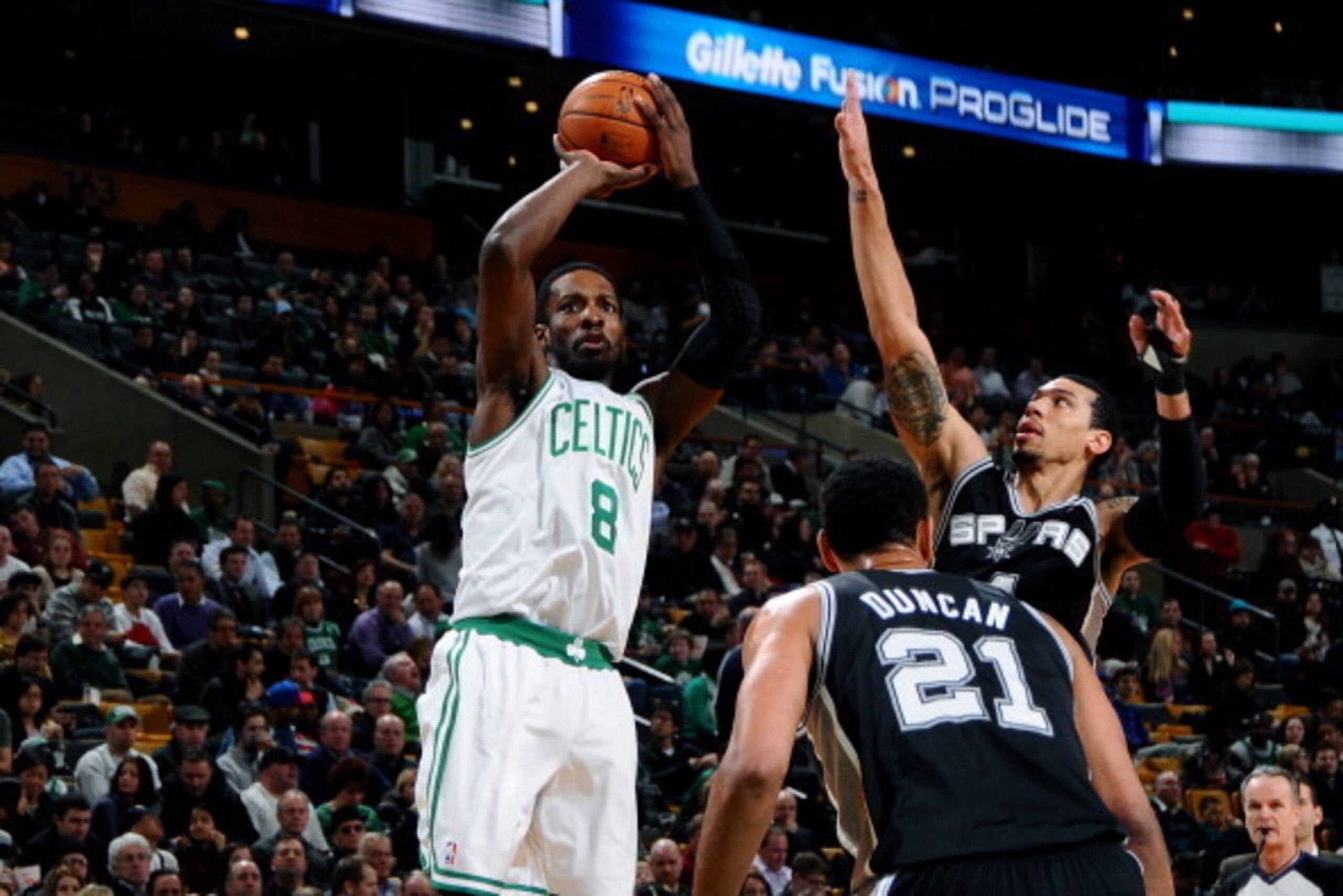 BOSTON, MA - FEBRUARY 12: Jeff Green #8 of the Boston Celtics shoots against the San Antonio Spurs on February 12, 2014 at the TD Garden in Boston, Massachusetts.  NOTE TO USER: User expressly acknowledges and agrees that, by downloading and or using this
