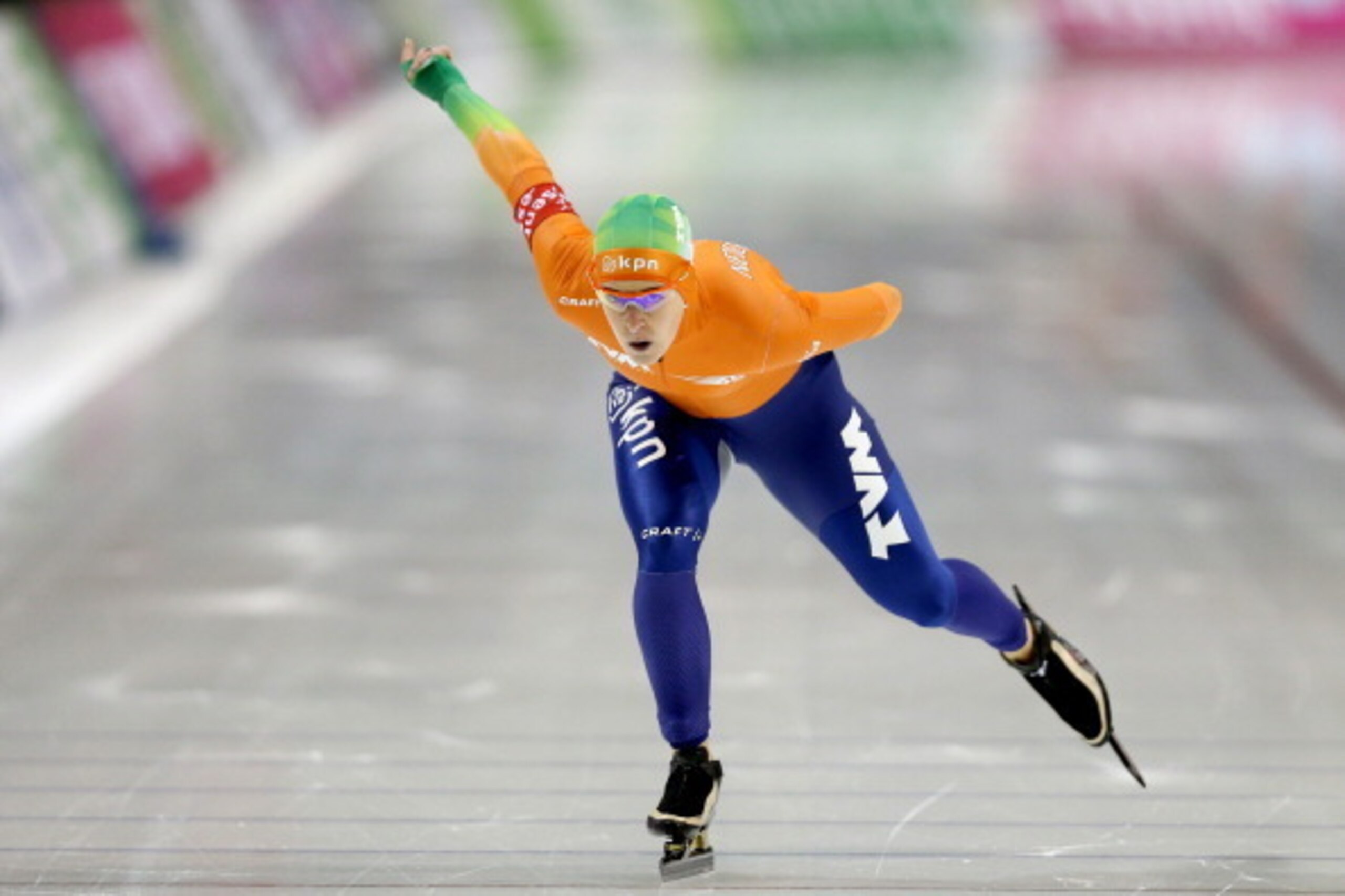 SALT LAKE CITY, UT - NOVEMBER 16: Ireen Wust of the Netherlands skates in the ladies 1,500 meter during the Essent ISU Long Track World Cup at the Utah Olympic Oval on November 16, 2013 in Salt Lake City, Utah. (Photo by Matthew Stockman/Getty Images)