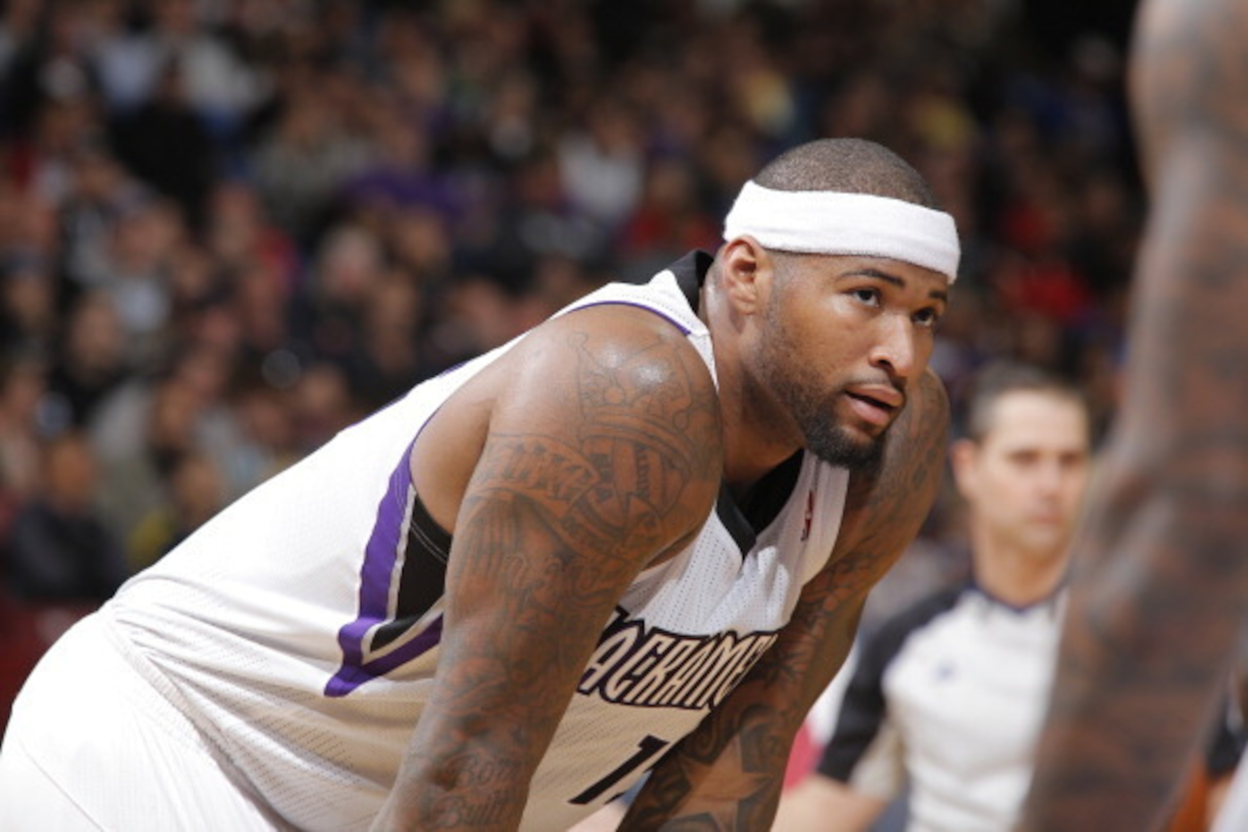 SACRAMENTO, CA - FEBRUARY 3: DeMarcus Cousins #15 of the Sacramento Kings in a game against the Chicago Bulls on February 3, 2014 at Sleep Train Arena in Sacramento, California. NOTE TO USER: User expressly acknowledges and agrees that, by downloading and