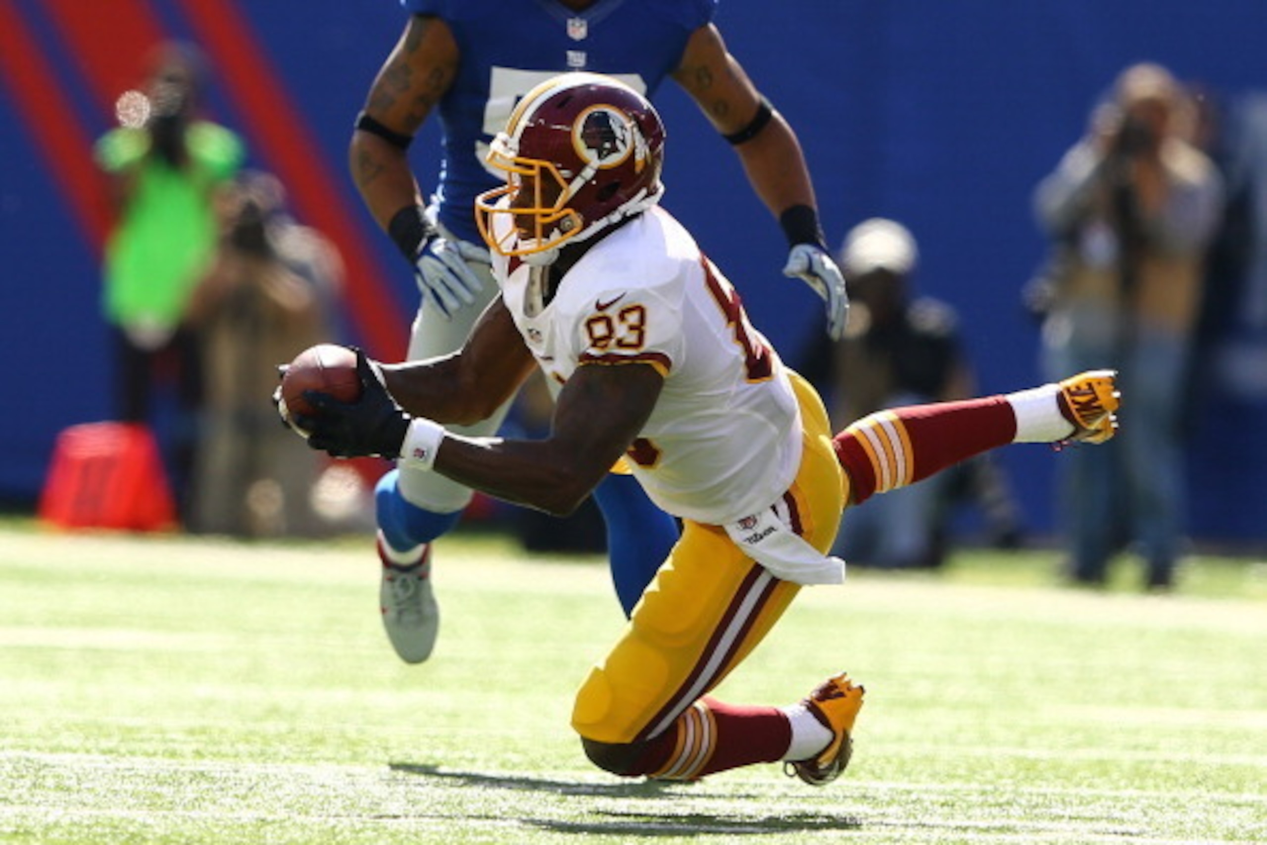 EAST RUTHERFORD, NJ - OCTOBER 21:  Fred Davis #83 of the Washington Redskins  in action during their game against the New York Giants at MetLife Stadium on October 21, 2012 in East Rutherford, New Jersey.  (Photo by Al Bello/Getty Images)