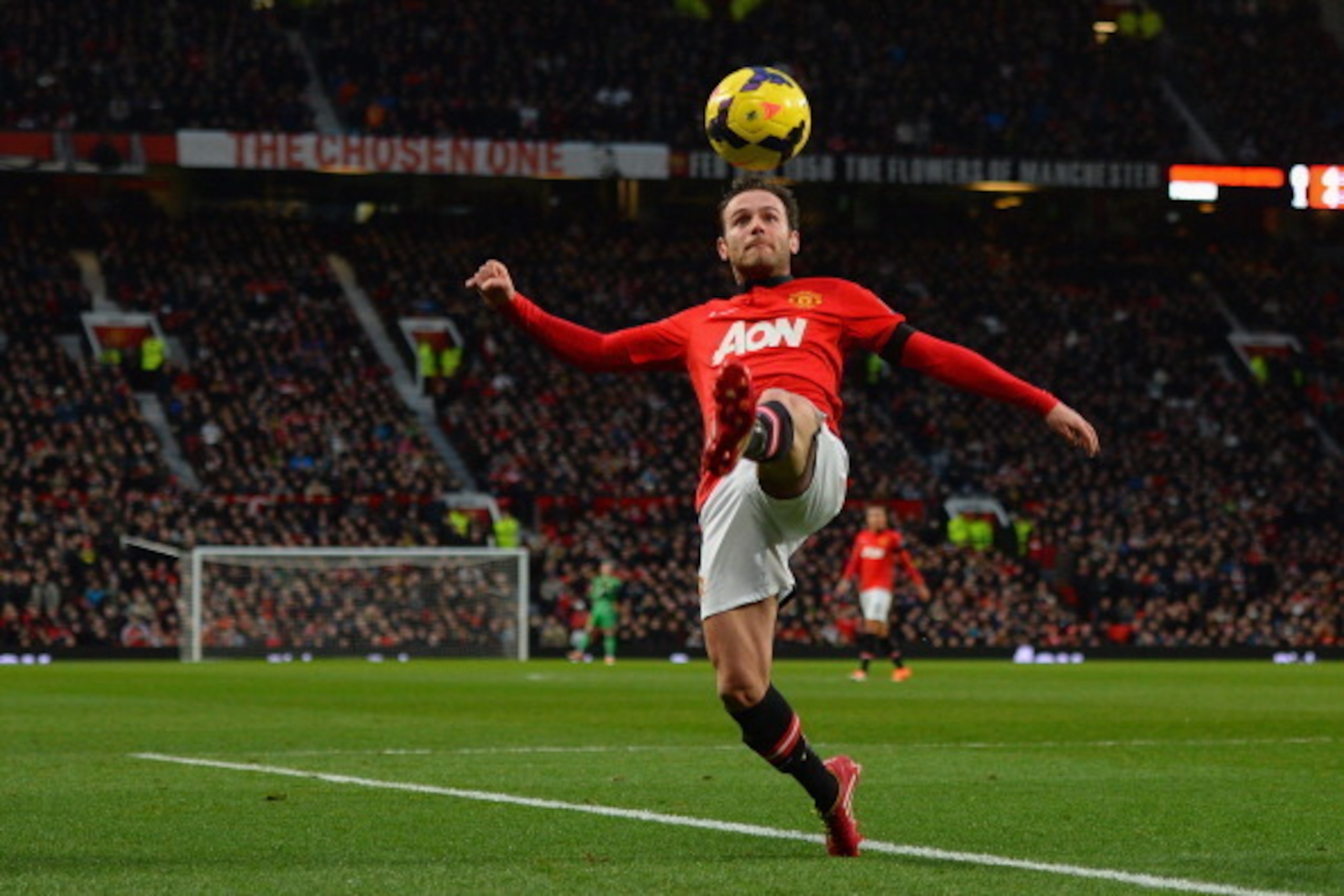 MANCHESTER, ENGLAND - FEBRUARY 09: Juan Mata of Manchester United in action during the Barclays Premier League match between Manchester United and Fulham at Old Trafford on February 9, 2014 in Manchester, England. (Photo by Michael Regan/Getty Images) MANCHESTER, ENGLAND - FEBRUARY 09: Juan Mata of Manchester United in action during the Barclays Premier League match between Manchester United and Fulham at Old Trafford on February 9, 2014 in Manchester, England. (Photo by Michael Regan/Getty Images)