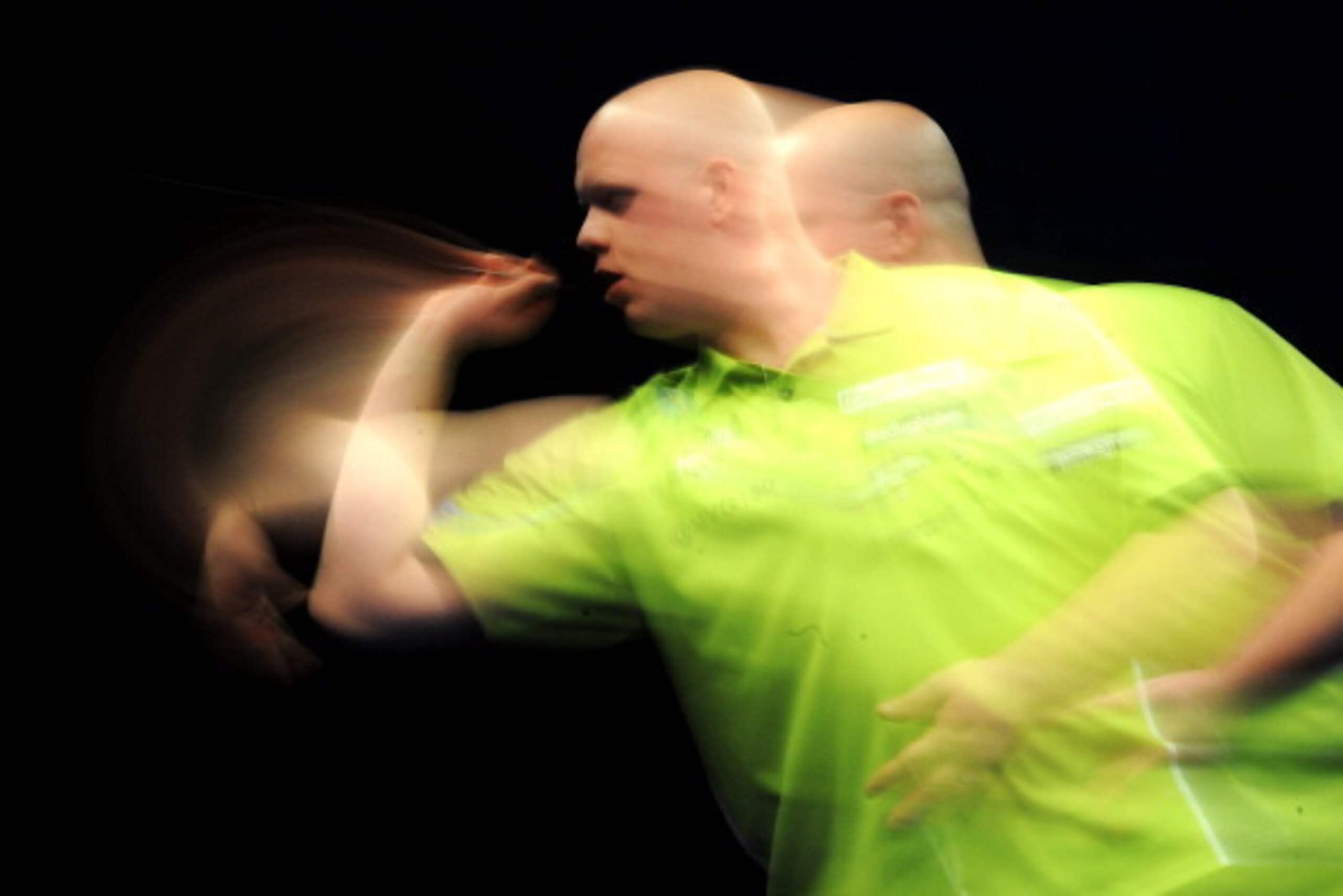 LONDON, ENGLAND - MAY 16: Michael Van Gerwen of Holland in action during his semi final match against James Wades of England during the McCoy's Premier League Darts Play-Offs at The O2 Arena on May 16, 2013 in London, England. (Photo by Charlie Crowhurst/ LONDON, ENGLAND - MAY 16: Michael Van Gerwen of Holland in action during his semi final match against James Wades of England during the McCoy's Premier League Darts Play-Offs at The O2 Arena on May 16, 2013 in London, England. (Photo by Charlie Crowhurst/