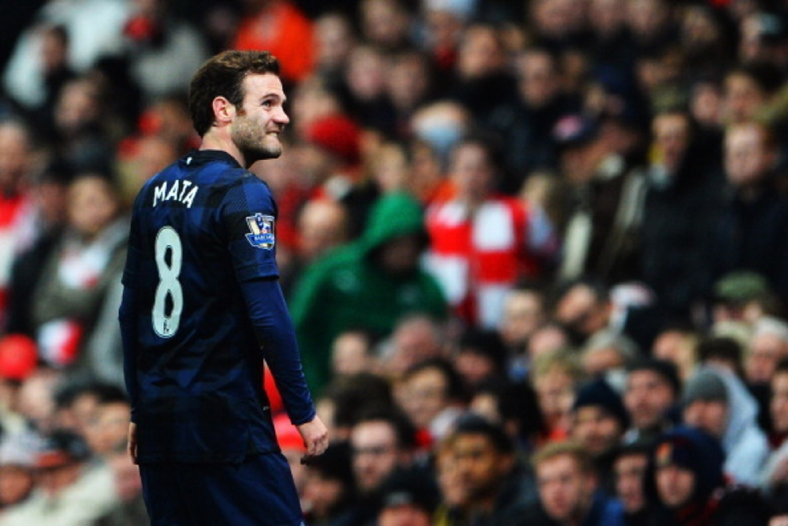 LONDON, ENGLAND - FEBRUARY 12:  Juan Mata of Manchester United is substituted during the Barclays Premier League match between Arsenal and Manchester United at the Emirates Stadium on February 12, 2014 in London, England.  (Photo by Michael Regan/Getty Im