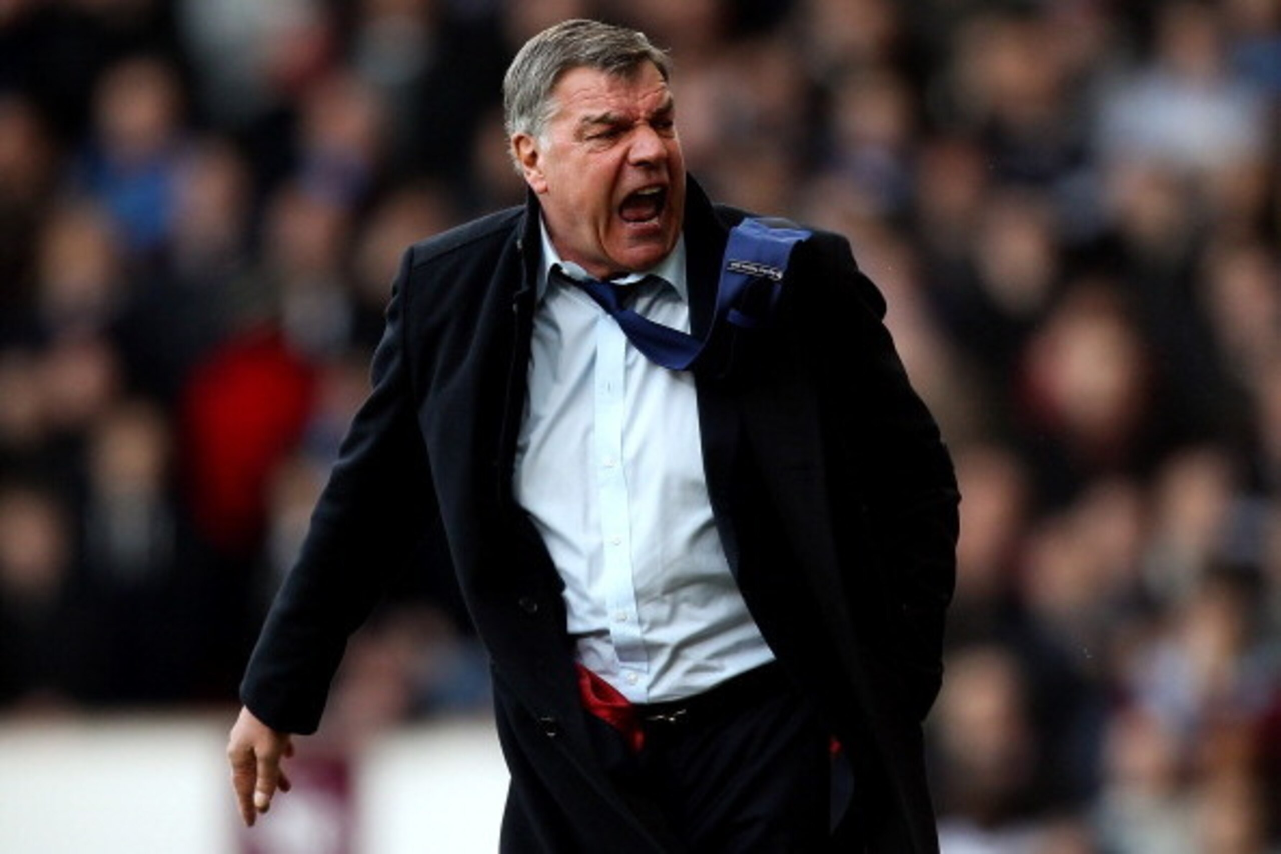LONDON, ENGLAND - FEBRUARY 22:  West Ham manager Sam Allardyce reacts during the Barclays Premier League match between West Ham and Southampton at Boleyn Ground on February 22, 2014 in London, England.  (Photo by Ben Hoskins/Getty Images)