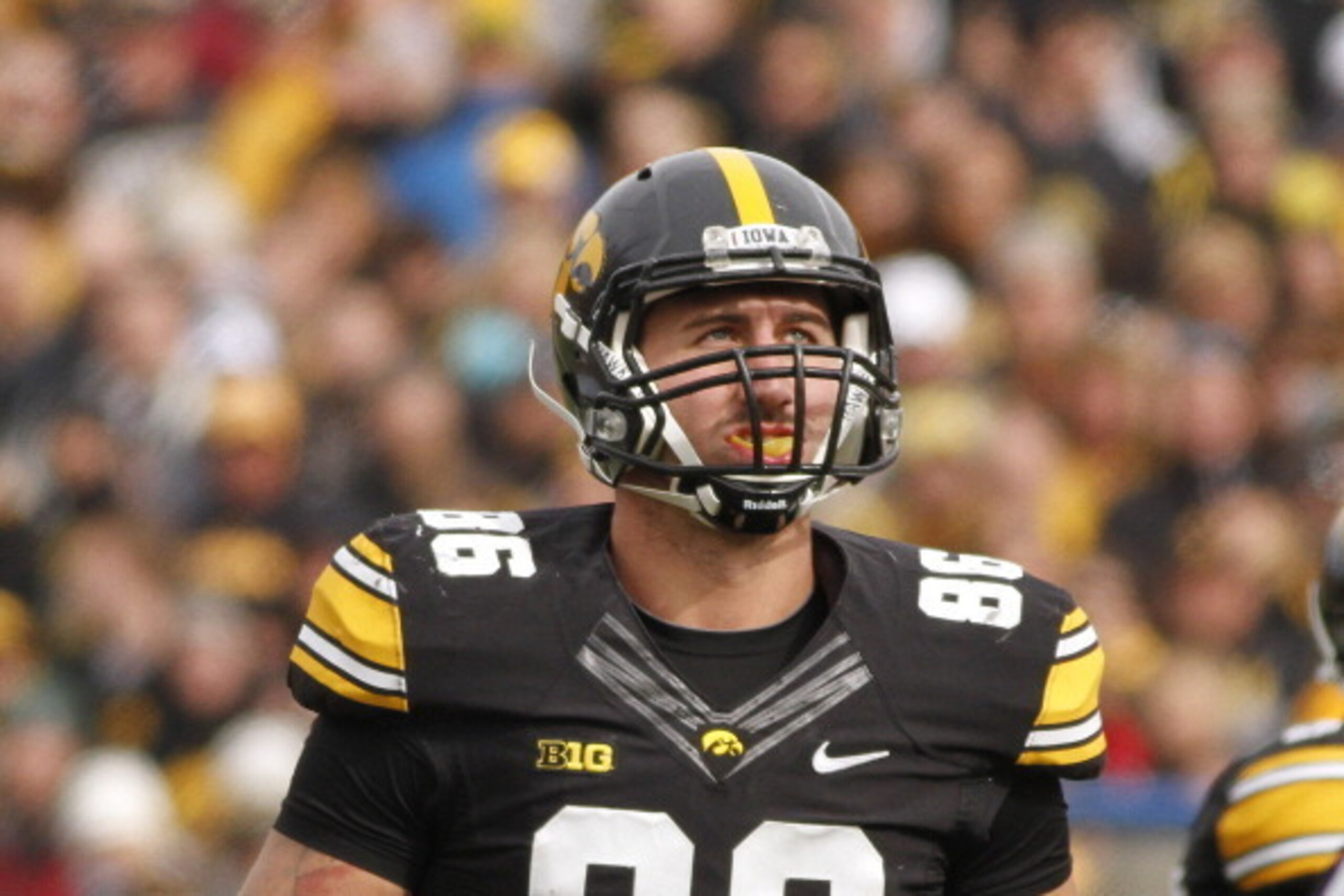 IOWA CITY, IOWA - OCTOBER 26:  Tight end C.J. Fiedorowicz #86 of the Iowa Hawkeyes during a break in the action in the second quarter against the Northwestern Wildcats on October 26, 2013 at Kinnick Stadium in Iowa City, Iowa. Iowa won 17-10.  (Photo by M