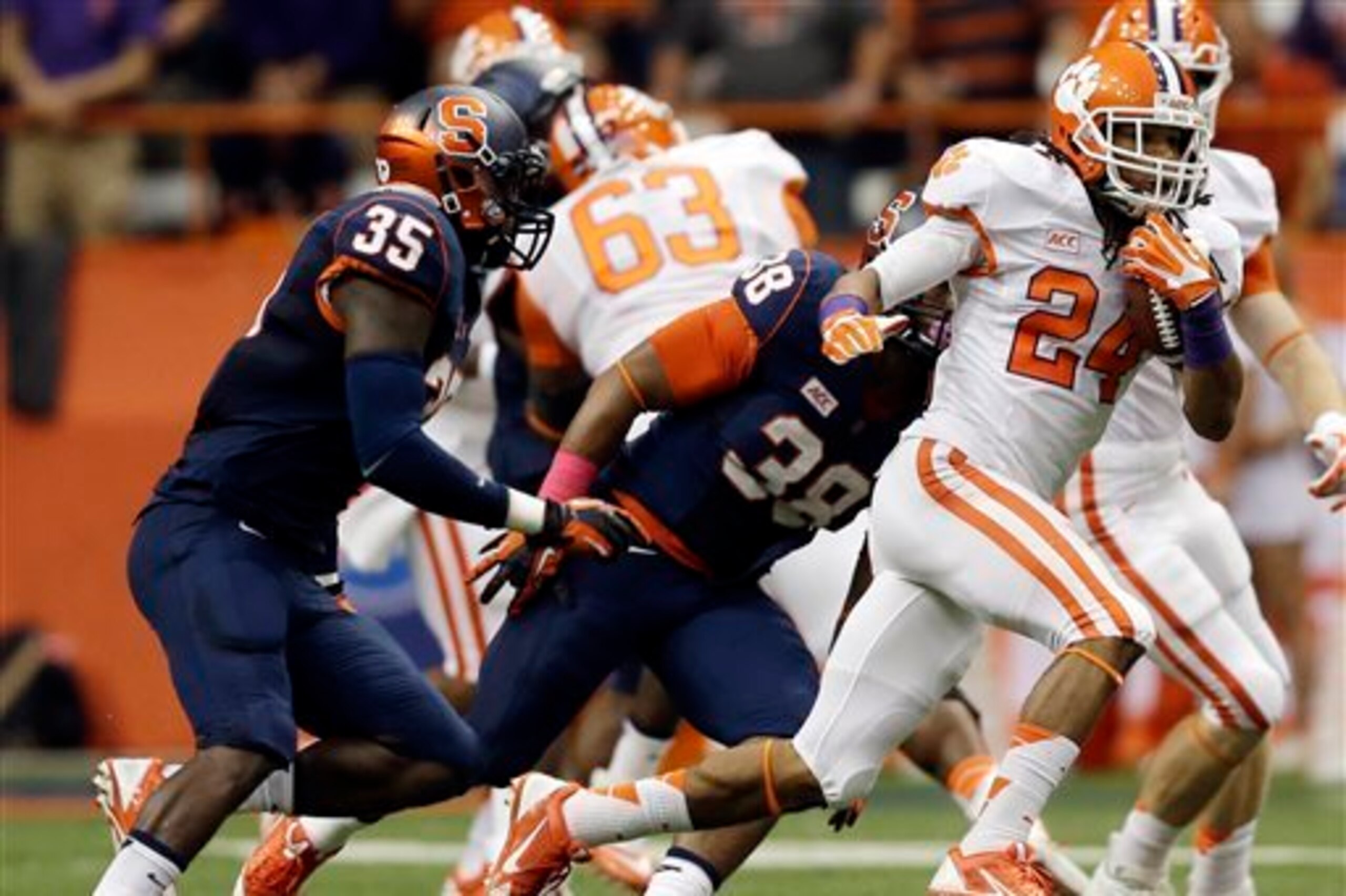 Zac Brooks is a talented tailback, but is he durable enough to start? Zac Brooks is a talented tailback, but is he durable enough to start?