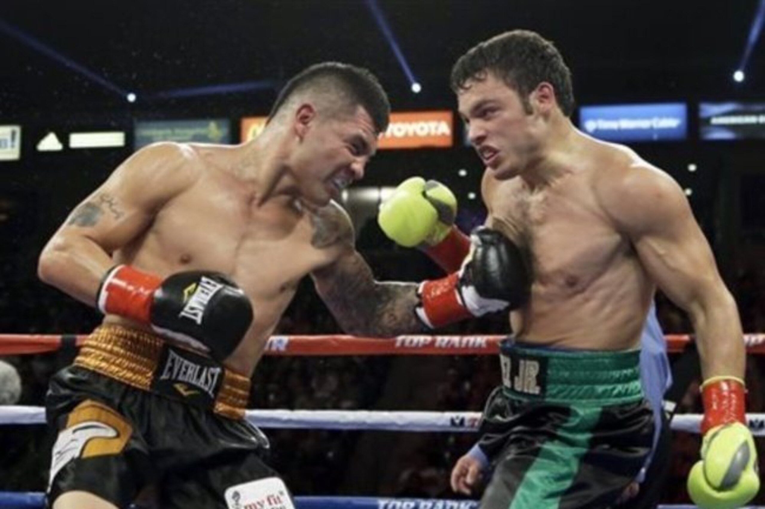 Expect a war when Vera and Chavez meet again.