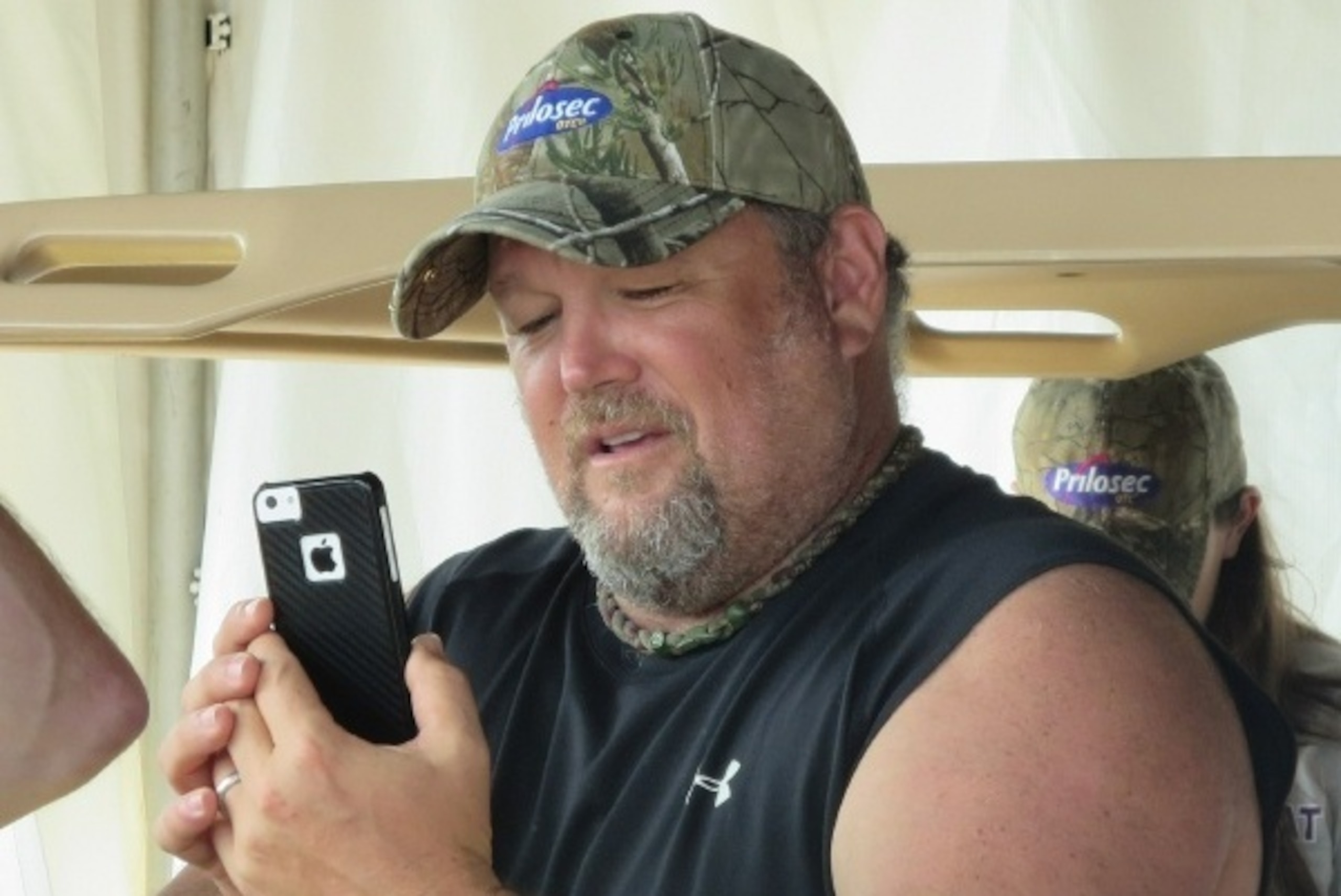 Larry the Cable Guy gets ready for the stage at Daytona