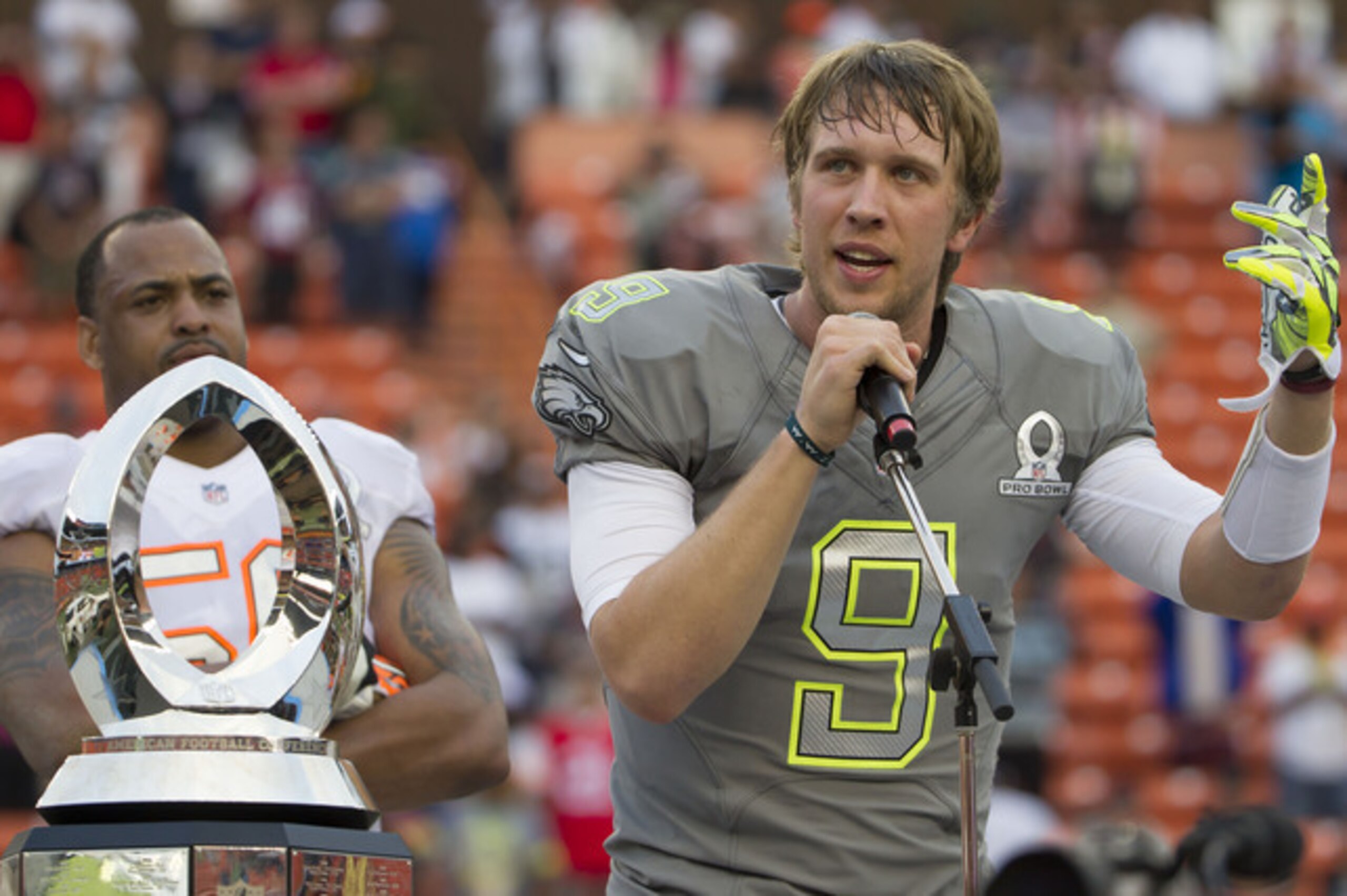 Foles accepting his NFL 2014 Pro Bowl Offensive MVP award Foles accepting his NFL 2014 Pro Bowl Offensive MVP award