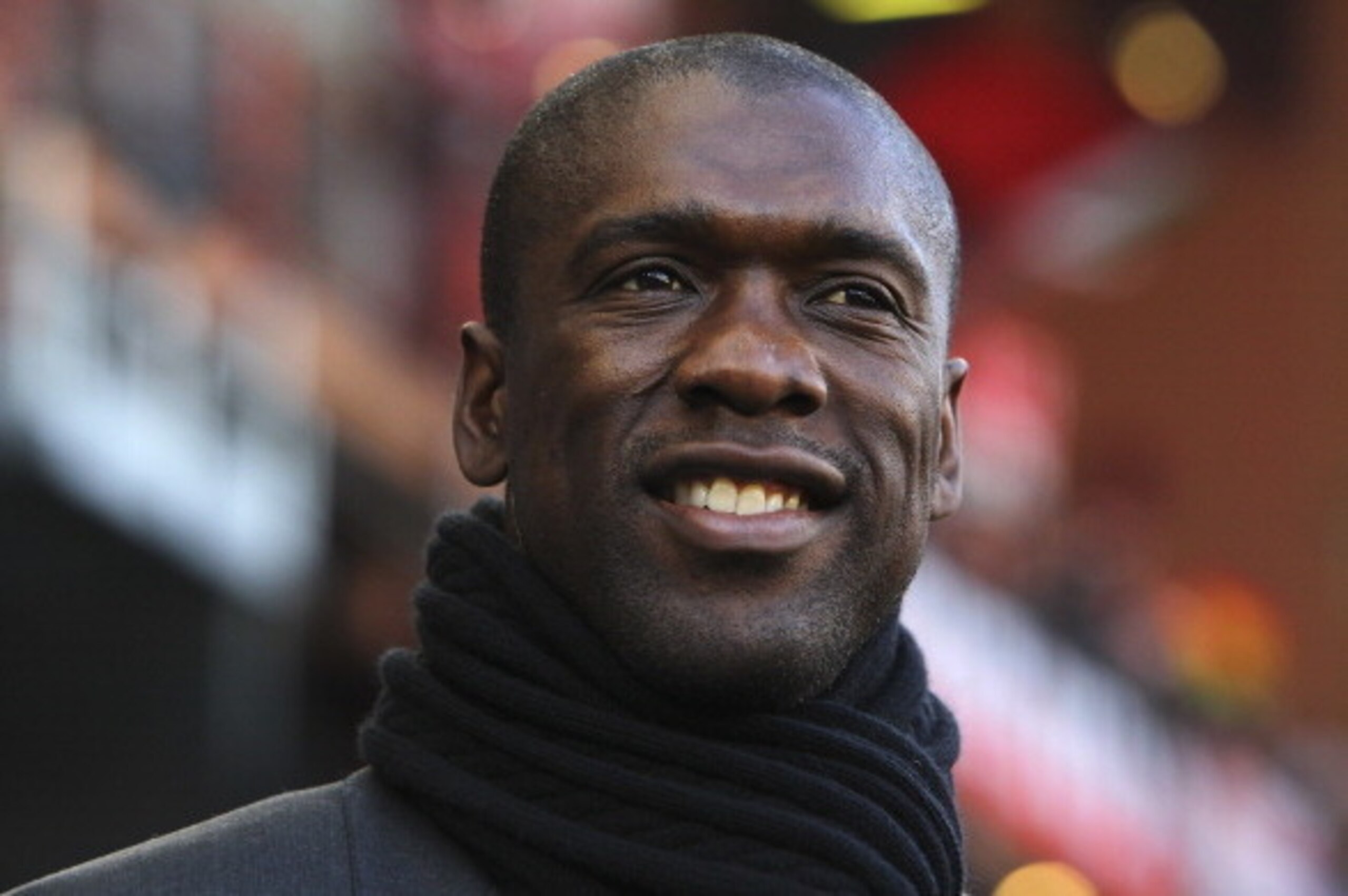 GENOA, ITALY - FEBRUARY 23:  AC Milan coach Clarence Seedorf looks on before the Serie A match between UC Sampdoria and AC Milan at Stadio Luigi Ferraris on February 23, 2014 in Genoa, Italy.  (Photo by Marco Luzzani/Getty Images)