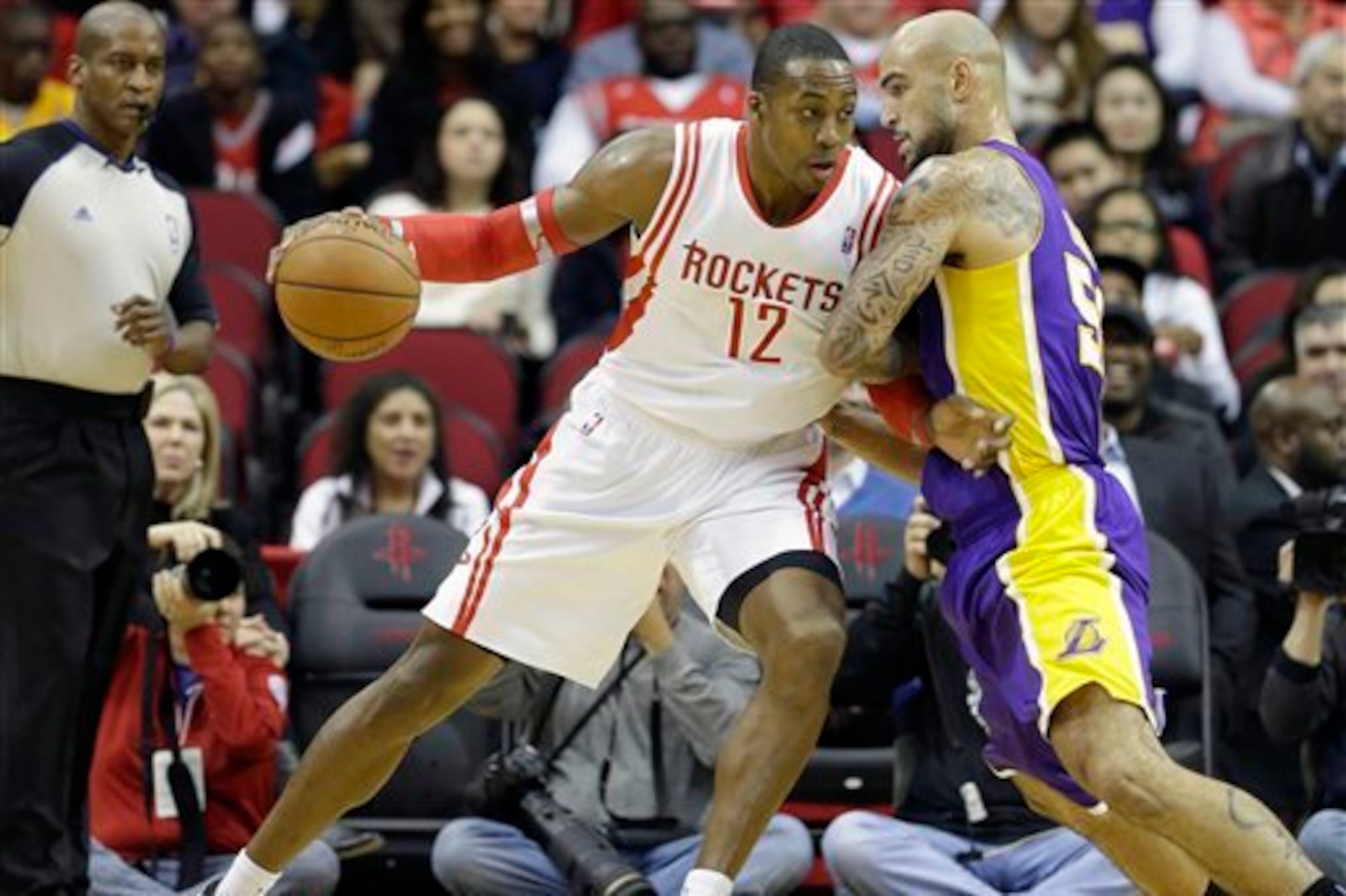 Dwight Howard muscles around the L.A. Lakers.