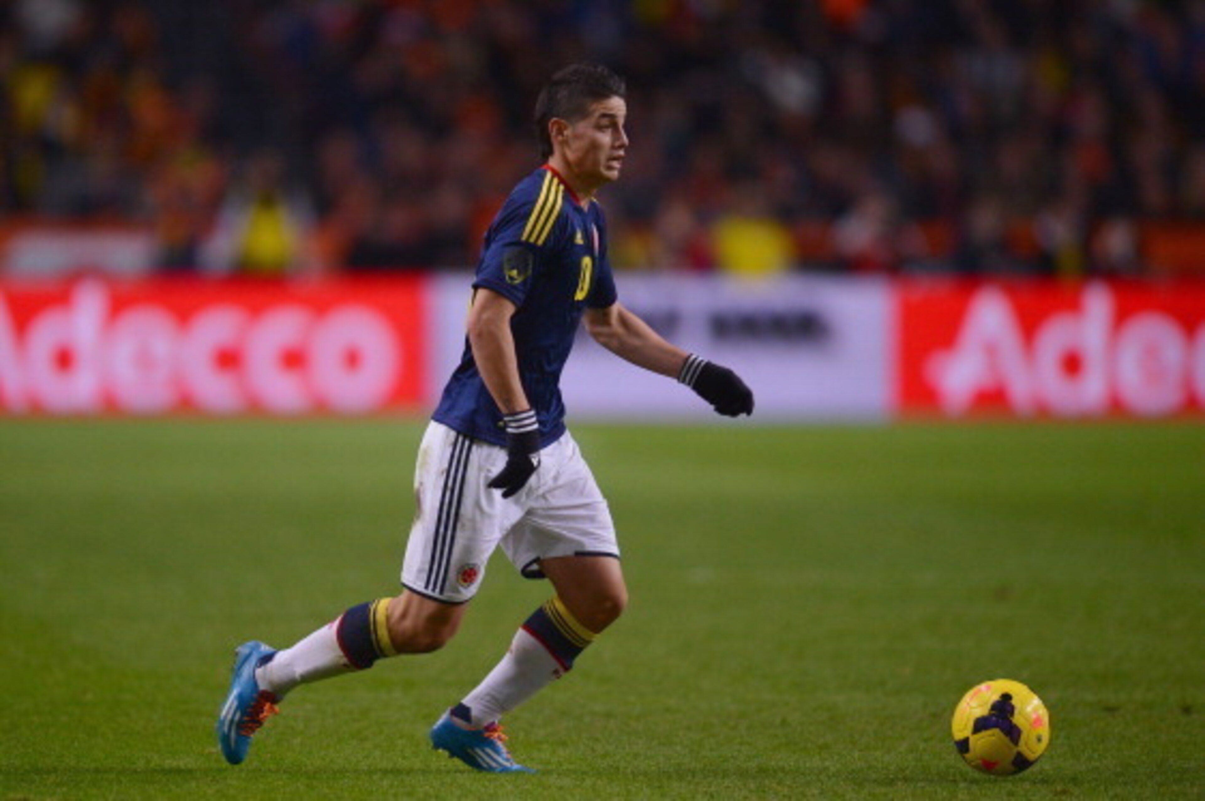 AMSTERDAM, NETHERLANDS - NOVEMBER 19: James Rodriguez of Colombia runs with the ball during the International Friendly match between Netherlands and Colombia at Amsterdam ArenA on November 19, 2013 in Amsterdam, Netherlands. (Photo by Lars Baron/Getty I AMSTERDAM, NETHERLANDS - NOVEMBER 19: James Rodriguez of Colombia runs with the ball during the International Friendly match between Netherlands and Colombia at Amsterdam ArenA on November 19, 2013 in Amsterdam, Netherlands. (Photo by Lars Baron/Getty I