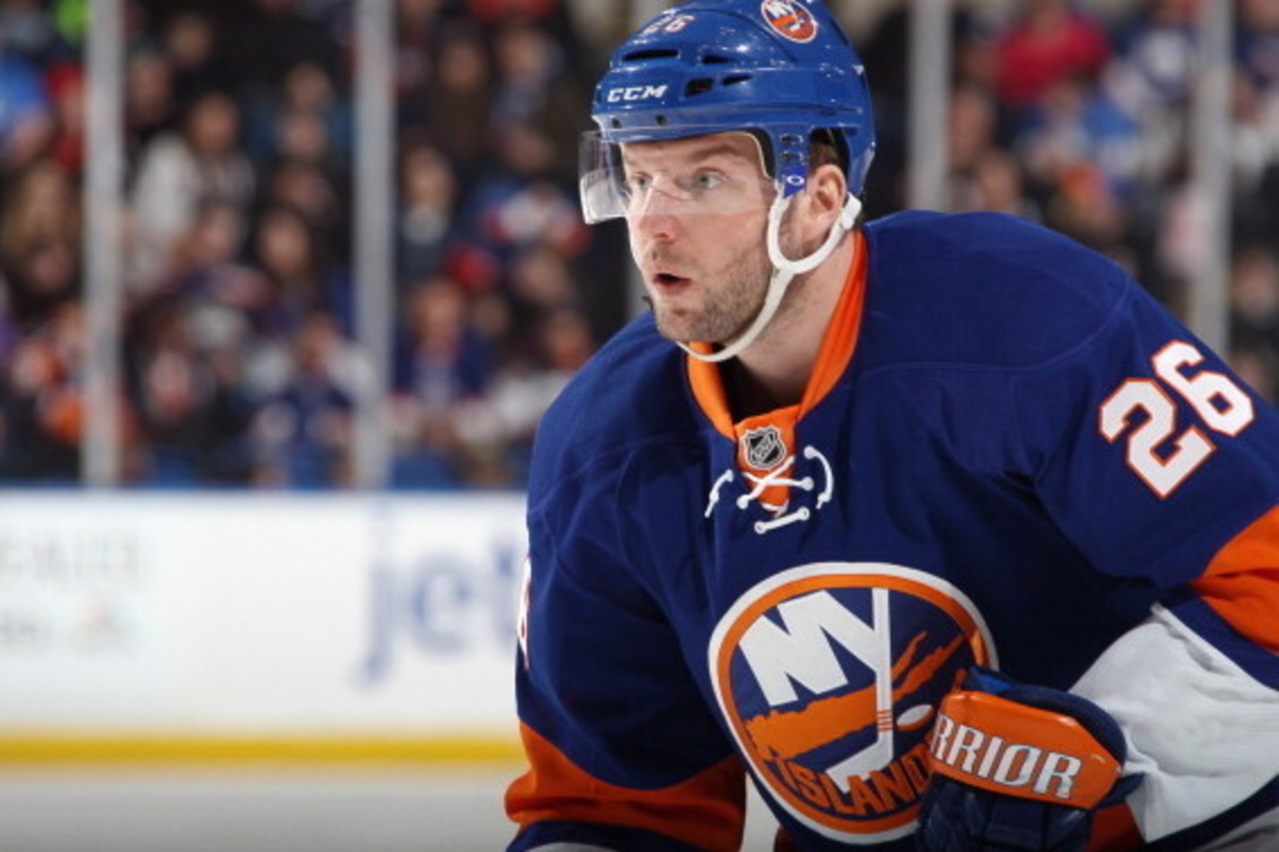 UNIONDALE, NY - FEBRUARY 27: Thomas Vanek #26 of the New York Islanders skates against the New York Islanders at the Nassau Veterans Memorial Coliseum on February 27, 2014 in Uniondale, New York. The Islanders defeated the Maple Leafs 5-4 in overtime.  (P
