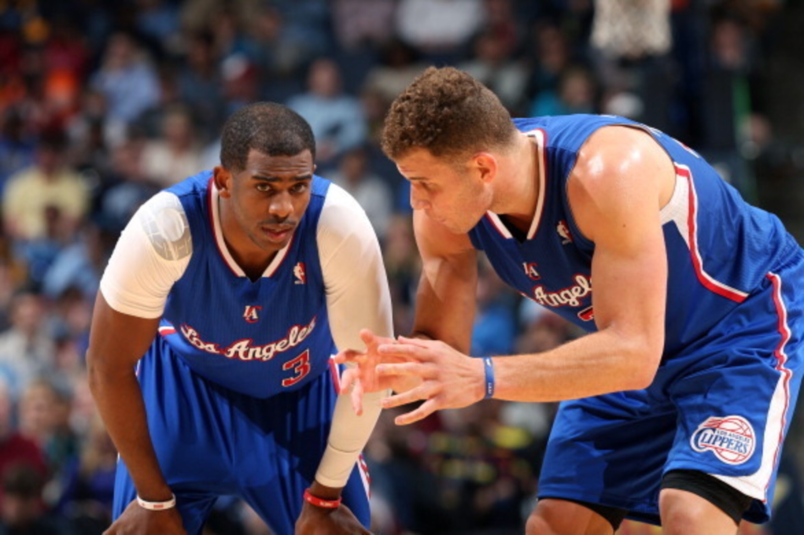 MEMPHIS, TN - FEBRUARY 21: Blake Griffin #32 and Chris Paul #3 of the Los Angeles Clippers talk during a game against the Memphis Grizzlies on February 21, 2014 at FedExForum in Memphis, Tennessee. NOTE TO USER: User expressly acknowledges and agrees that