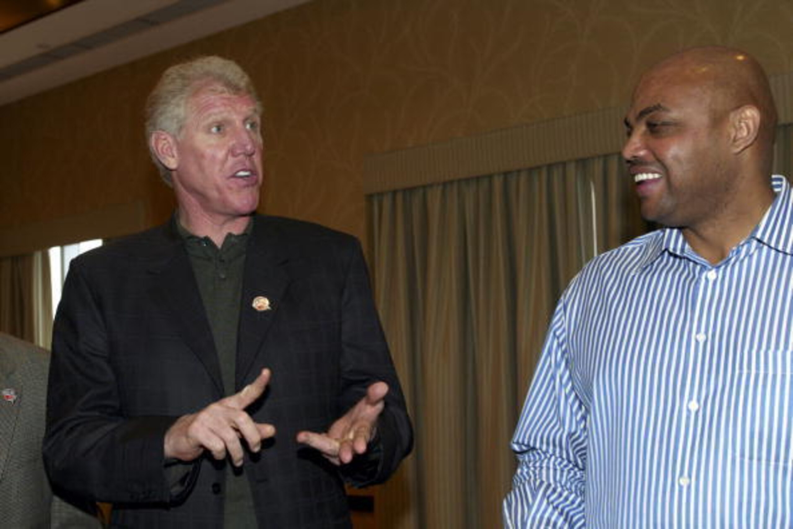 HOUSTON - FEBRUARY 17: Hall of Famer member Bill Walton and Charles Barkley share a laugh during the Basketball Hall of Fame Inductees Press Conference on February 17, 2006 at the Hilton Americas Hotel in Houston, Texas. NOTE TO USER: User expressly ackno