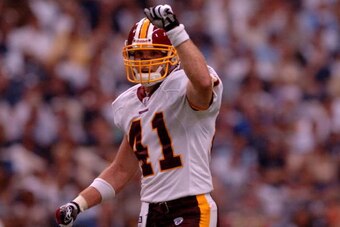 Washington Redskins  safety Matt Bowen signals a play  against the Dallas Cowboys during a Monday Night Football game September 19, 2005 in Irving, Texas.  The Skins defeated the Cowboys 14 - 13.  (Photo by Al Messerschmidt/Getty Images)