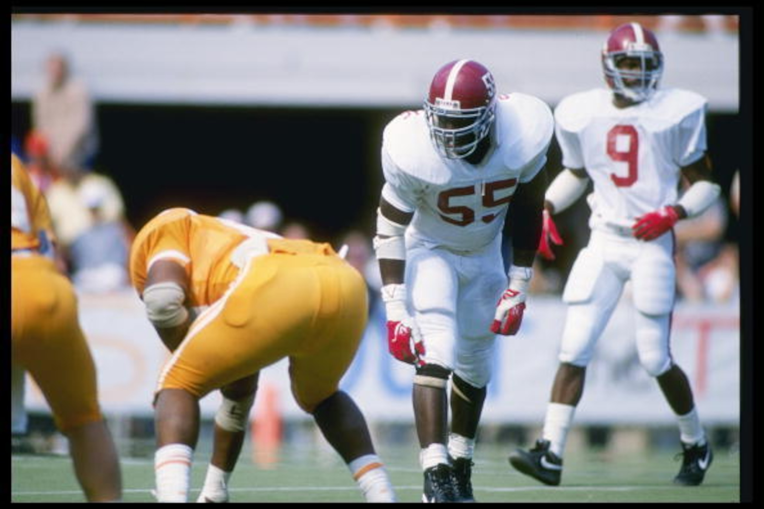 15 Oct 1988: Linebacker Derrick Thomas of the Alabama Crimson Tide lines up during a game against the Tennessee Volunteers at Neyland Stadium in Knoxville, Tennessee. Alabama won the game 28-20.