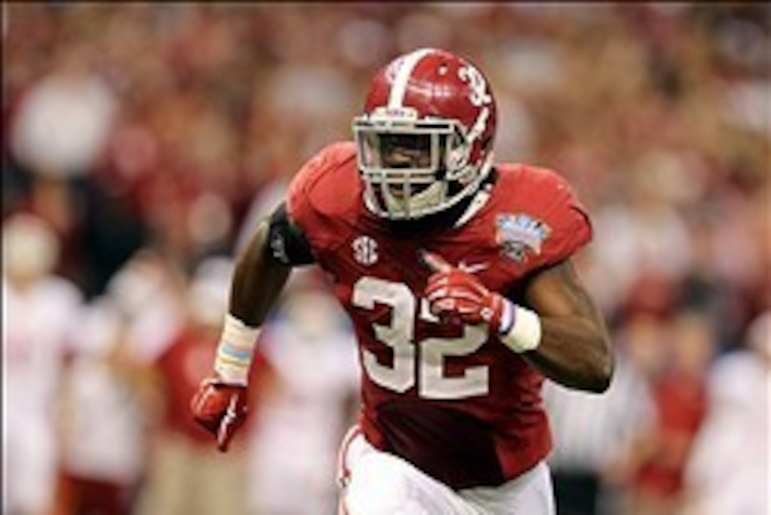 Jan 2, 2014; New Orleans, LA, USA; Alabama Crimson Tide linebacker C.J. Mosley (32) runs toward Oklahoma Sooners ball carrier during the second half of the Sugar Bowl at the Mercedes-Benz Superdome. Mandatory Credit: Chuck Cook-USA TODAY Sports