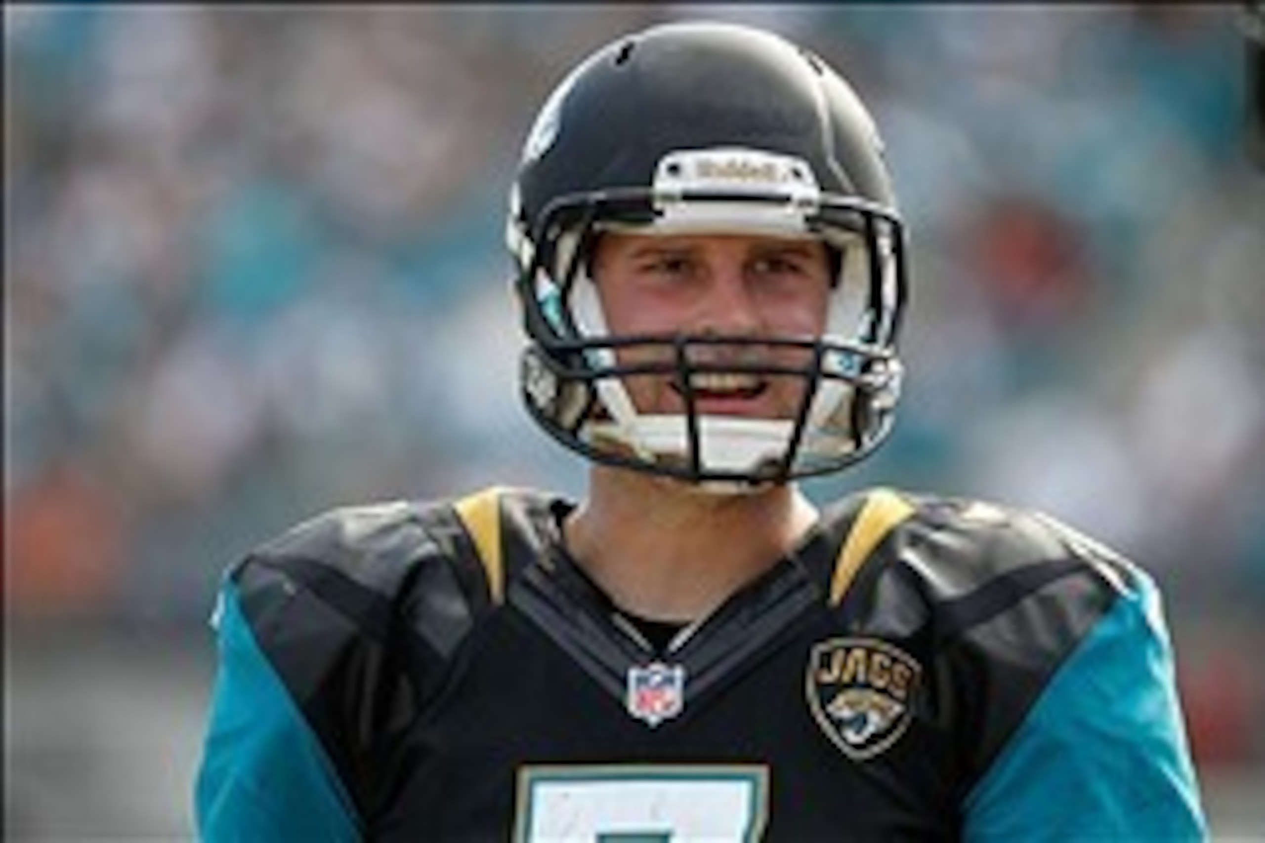 Dec 22, 2013; Jacksonville, FL, USA; Jacksonville Jaguars quarterback Chad Henne (7) against the Tennessee Titans during the first half at EverBank Field. Mandatory Credit: Kim Klement-USA TODAY Sports