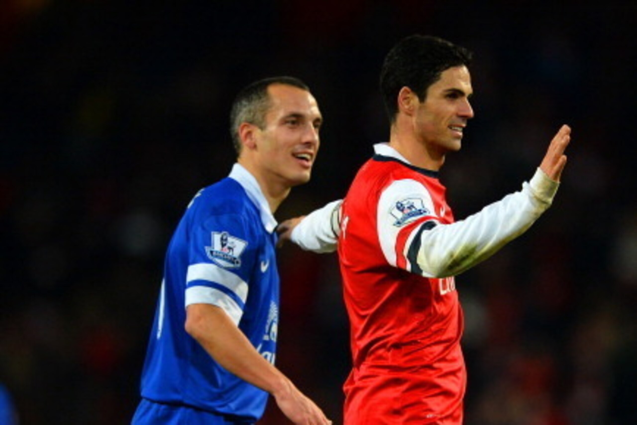LONDON, ENGLAND - DECEMBER 08: Leon Osman of Everton and Mikel Arteta of Arsenal during the Barclays Premier League match between Arsenal and Everton at Emirates Stadium on December 8, 2013 in London, England. (Photo by Michael Regan/Getty Images) LONDON, ENGLAND - DECEMBER 08: Leon Osman of Everton and Mikel Arteta of Arsenal during the Barclays Premier League match between Arsenal and Everton at Emirates Stadium on December 8, 2013 in London, England. (Photo by Michael Regan/Getty Images)