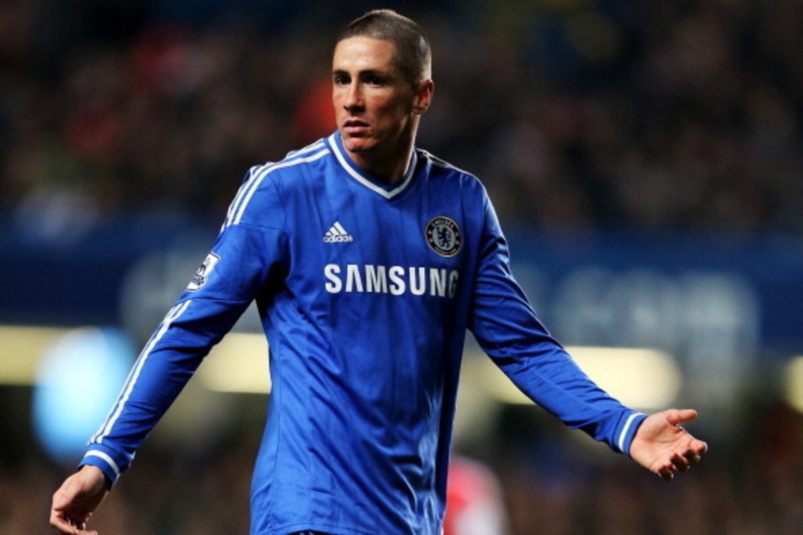 LONDON, ENGLAND - DECEMBER 01:  Fernando Torres of Chelsea reacts during the Barclays Premier League match between Chelsea and Southampton at Stamford Bridge on December 1, 2013 in London, England.  (Photo by Ian Walton/Getty Images)