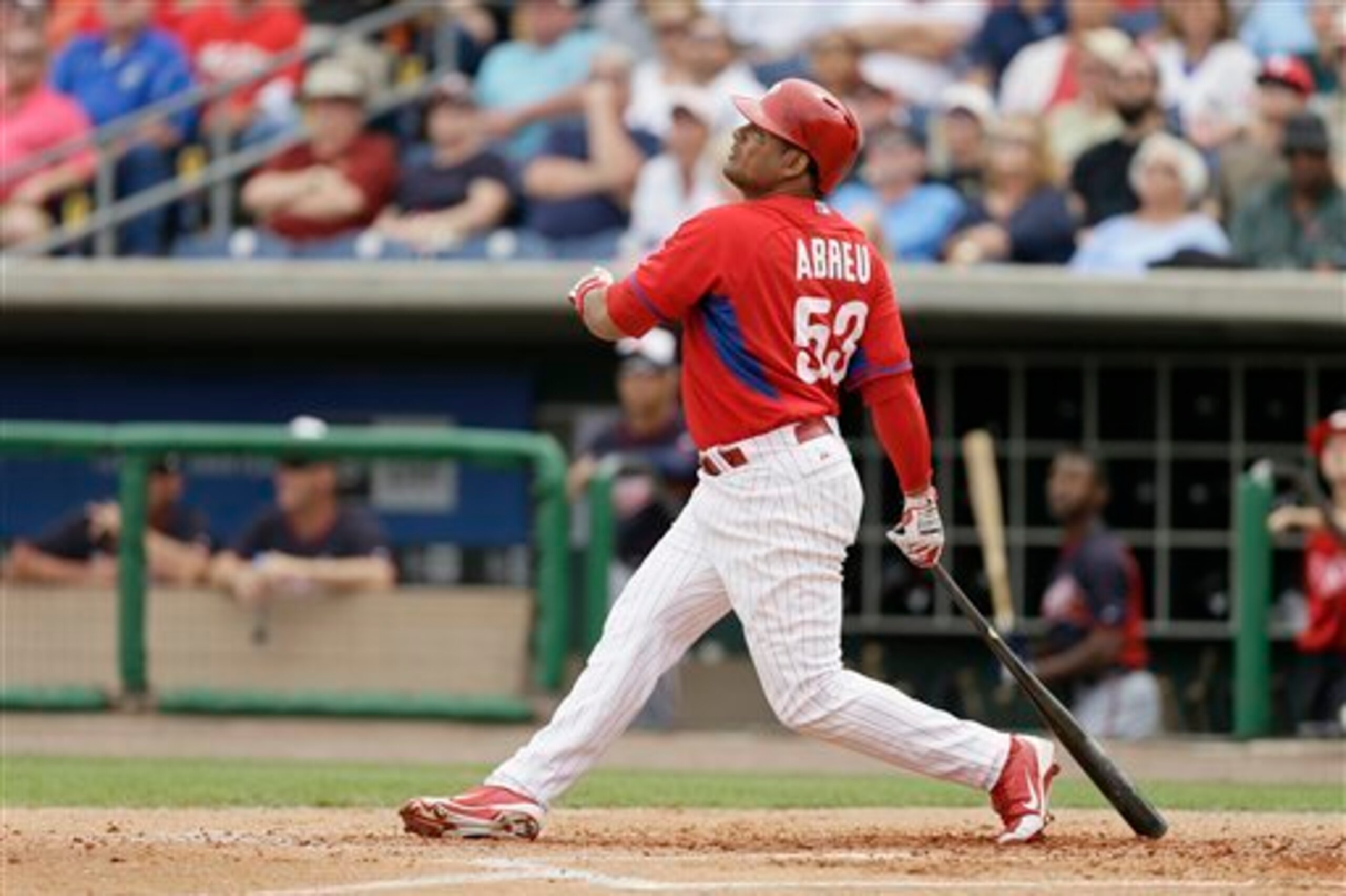 The veteran outfielder could find himself as an important bench player in Philadelphia.