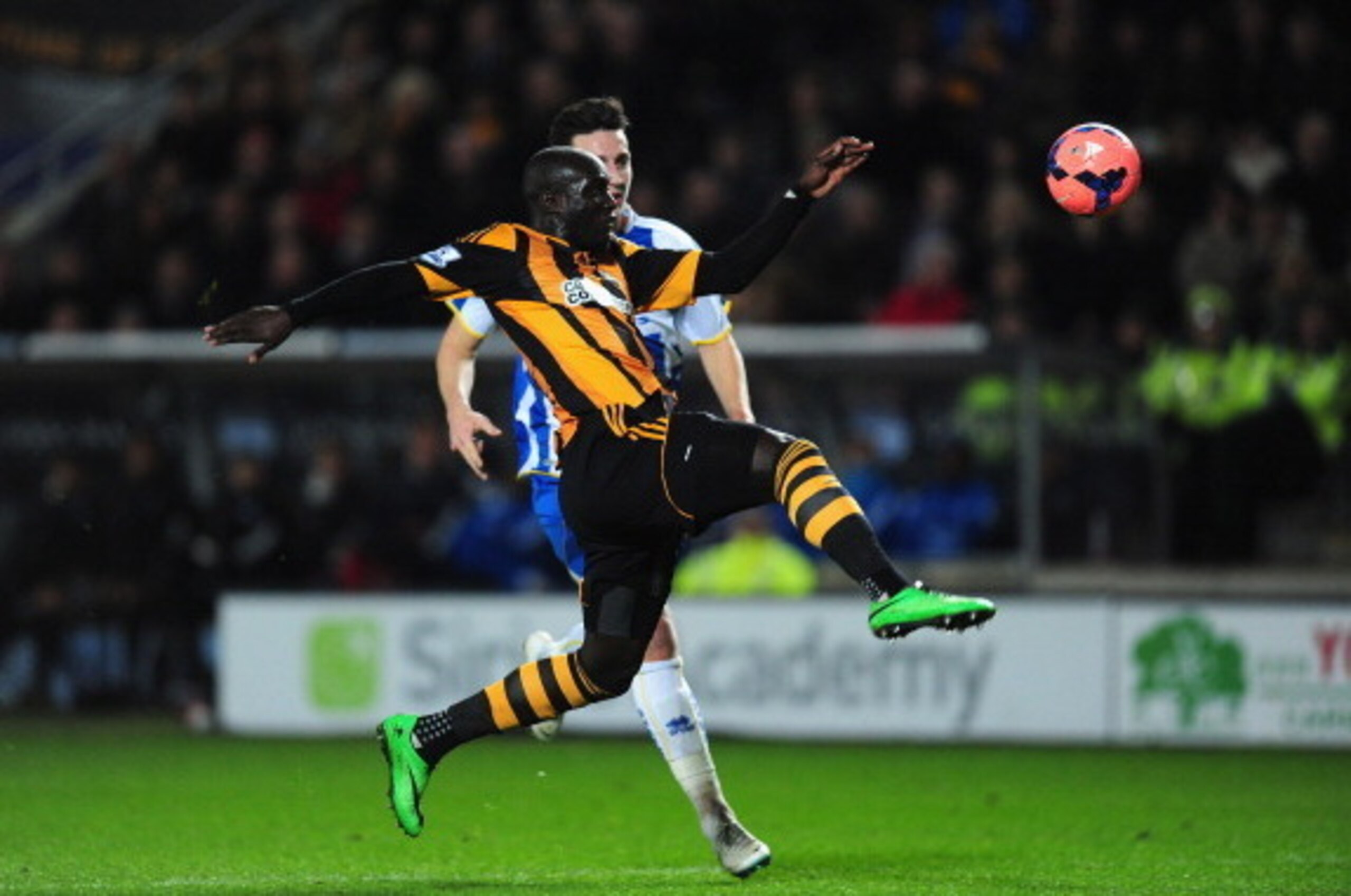 HULL, ENGLAND - FEBRUARY 24:  Hull striker Yannick Sagbo stre during the FA Cup Fifth round replay between Hull City and Brighton & Hove Albion at KC Stadium on February 24, 2014 in Hull, England.  (Photo by Stu Forster/Getty Images)