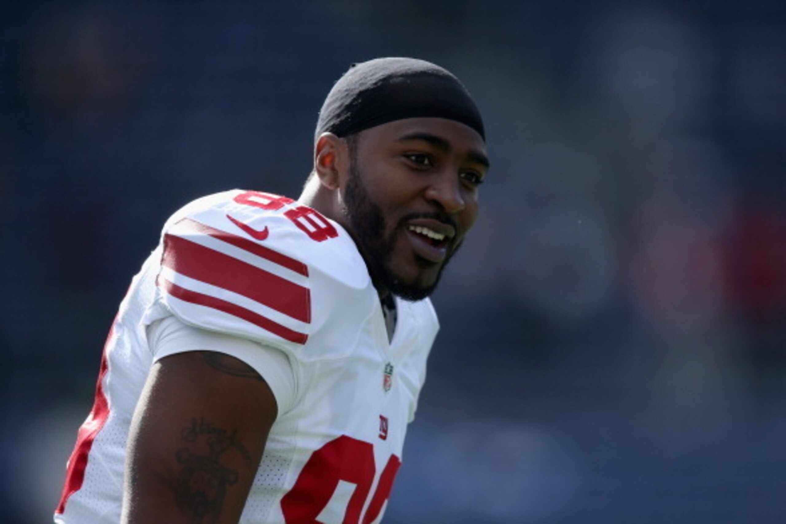 SAN DIEGO, CA - DECEMBER 08:  Wide receiver Hakeem Nicks #88 of the New York Giants looks on prior to the start of the game against the San Diego Chargers at Qualcomm Stadium on December 8, 2013 in San Diego, California.  (Photo by Jeff Gross/Getty Images