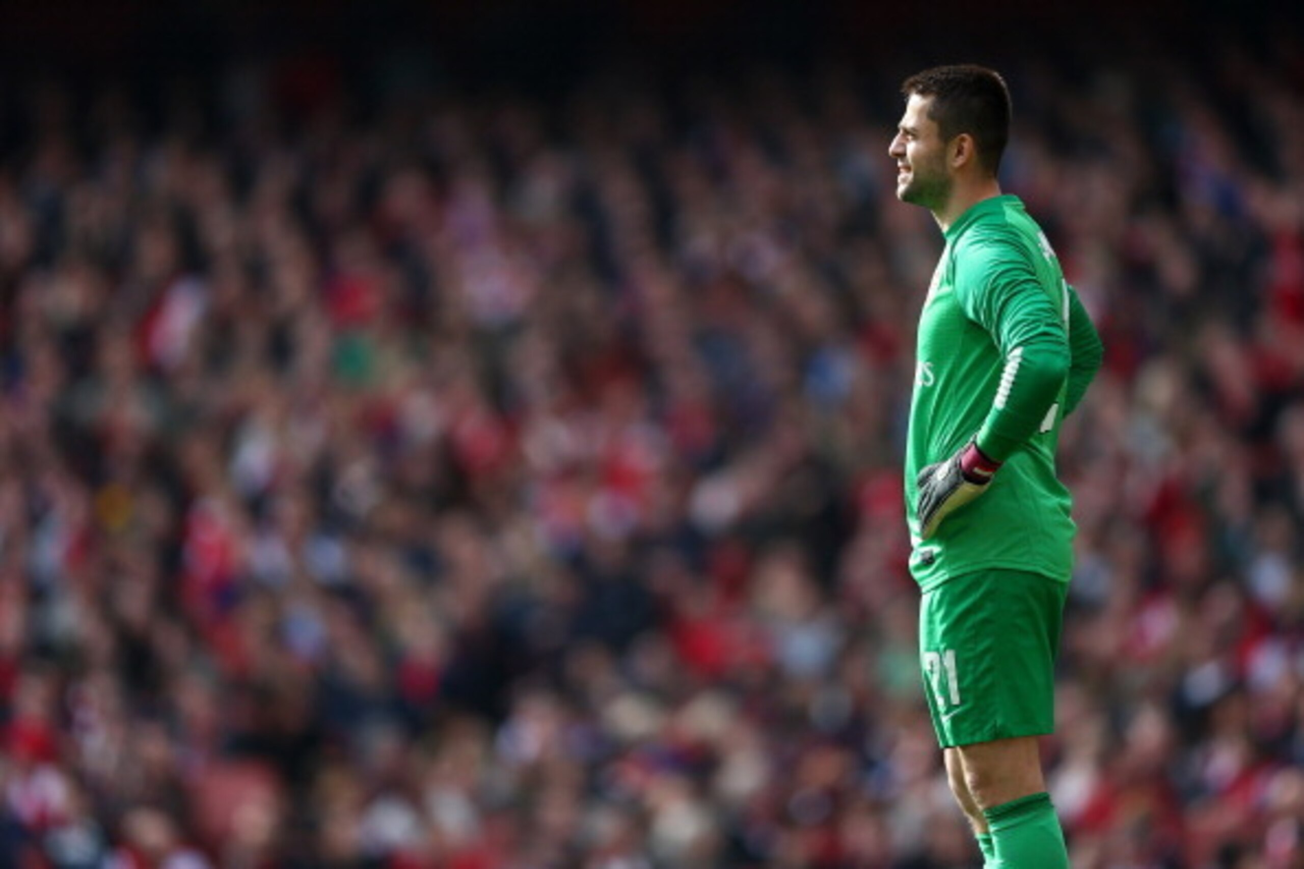LONDON, ENGLAND - MARCH 08:  Lukasz Fabianski of Arsenal looks on after conceding a goal during the FA Cup Quarter-Final match between Arsenal and Everton at Emirates Stadium on March 8, 2014 in London, England.  (Photo by Paul Gilham/Getty Images)