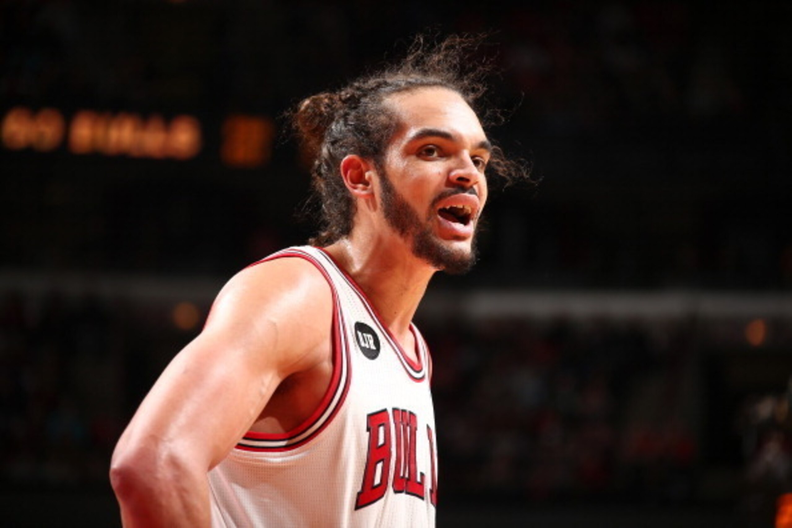 CHICAGO, IL - MARCH 9: Joakim Noah #13 of the Chicago Bulls during a game against the Miami Heat at the United Center in Chicago. NOTE TO USER: User expressly acknowledges and agrees that, by downloading and or using this photograph, User is consenting to
