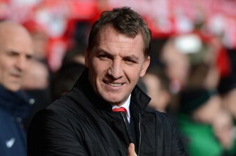 LIVERPOOL, ENGLAND - FEBRUARY 08:  Liverpool Manager Brendan Rodgers gives a thumbs up prior to the Barclays Premier League match between Liverpool and Arsenal at Anfield on February 8, 2014 in Liverpool, England.  (Photo by Michael Regan/Getty Images)