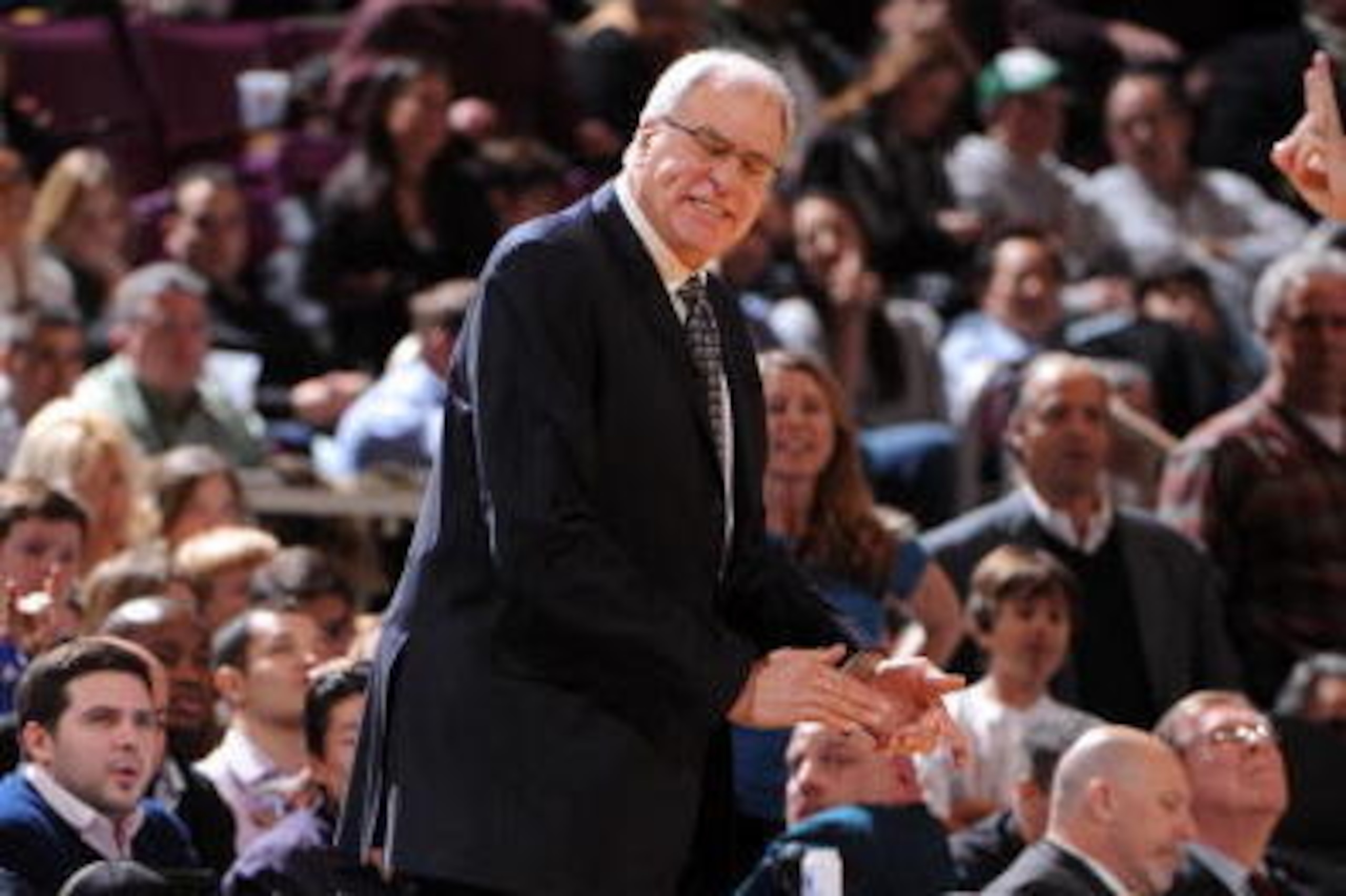NEW YORK - JANUARY 22: Head Coach Phil Jackson of the Los Angeles Lakers shows his disappointment against the New York Knicks on January 22, 2010 at Madison Square Garden in New York, New York. The Los Angeles Lakers won 115-105.  NOTE TO USER: User expre